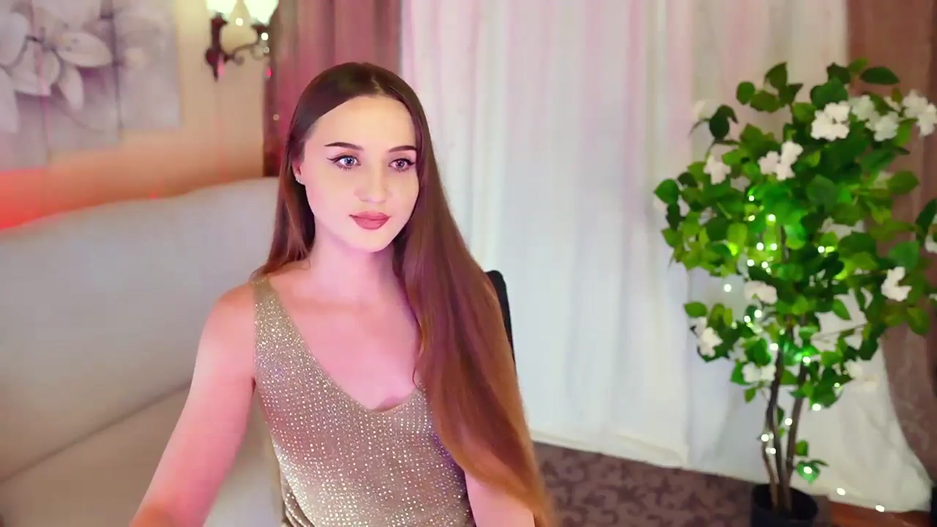 Gallery image thumbnail from Innocent_Soul's myfreecams stream on, 11/23/2023, 16:40 image 18 of 20