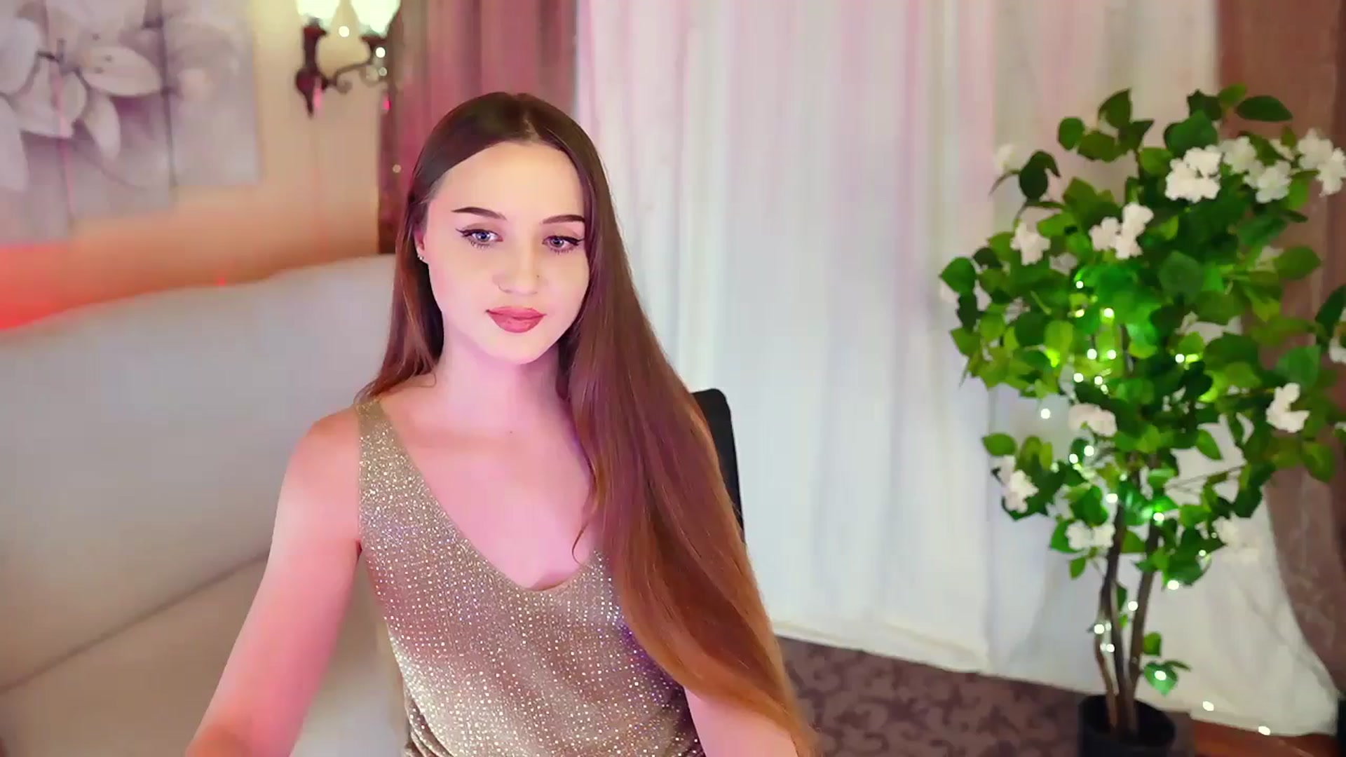 Gallery image thumbnail from Innocent_Soul's myfreecams stream on, 11/23/2023, 16:40 image 19 of 20