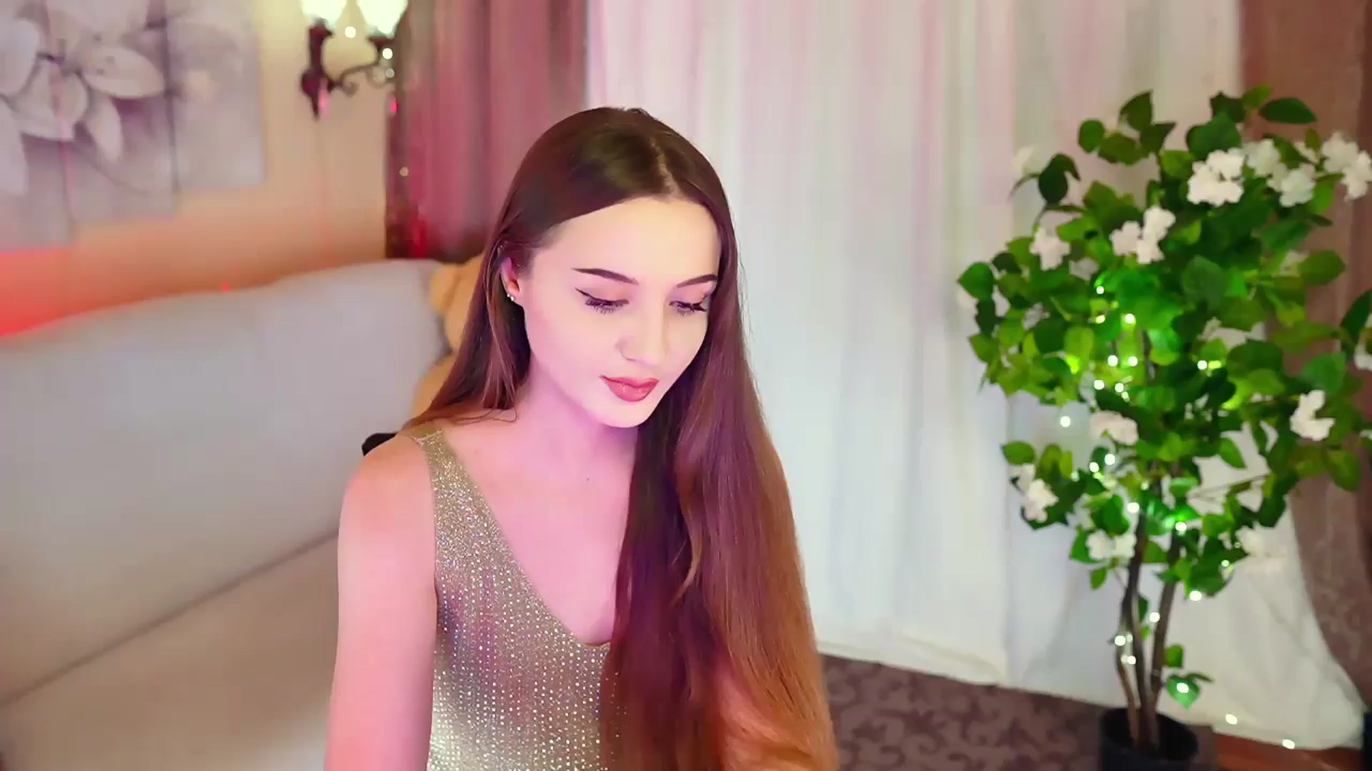 Gallery image thumbnail from Innocent_Soul's myfreecams stream on, 11/23/2023, 16:40 image 8 of 20