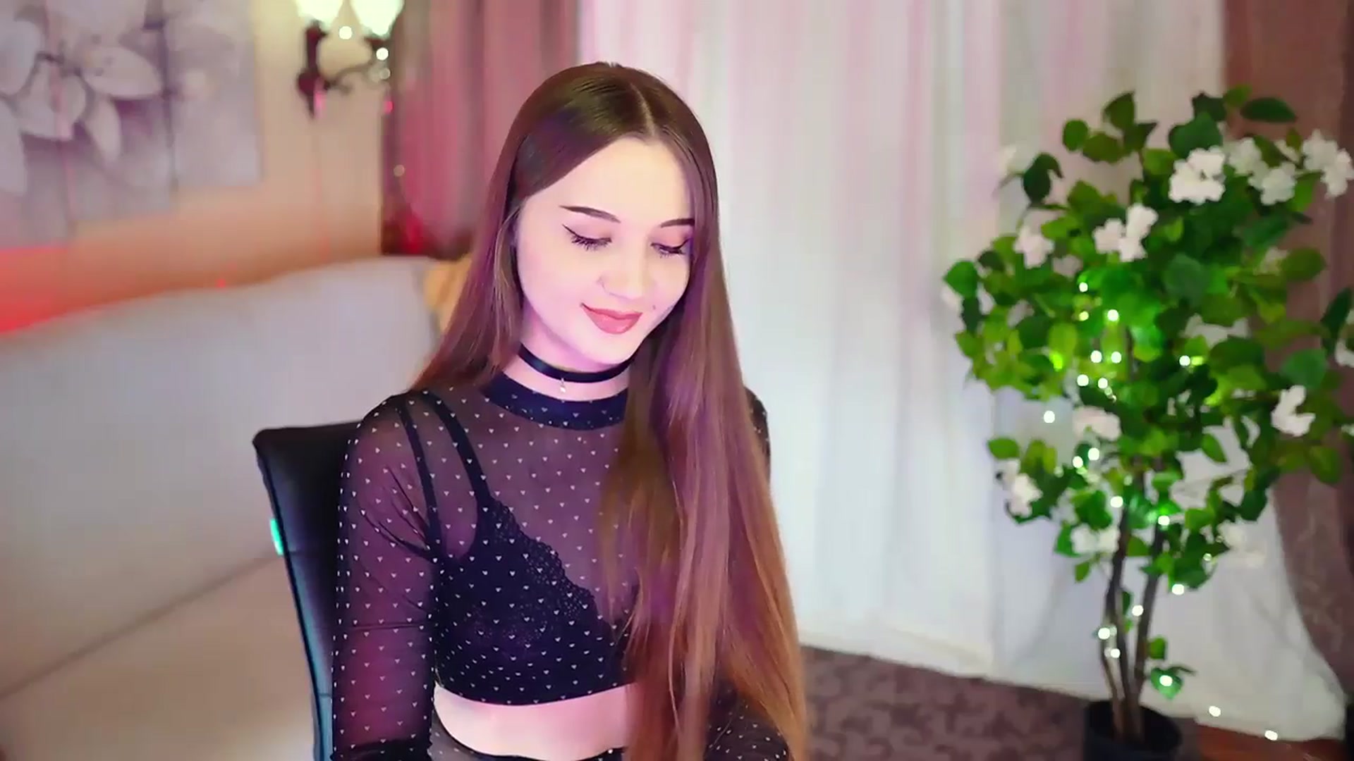 Gallery image thumbnail from Innocent_Soul's myfreecams stream on, 11/24/2023, 14:53 image 16 of 20