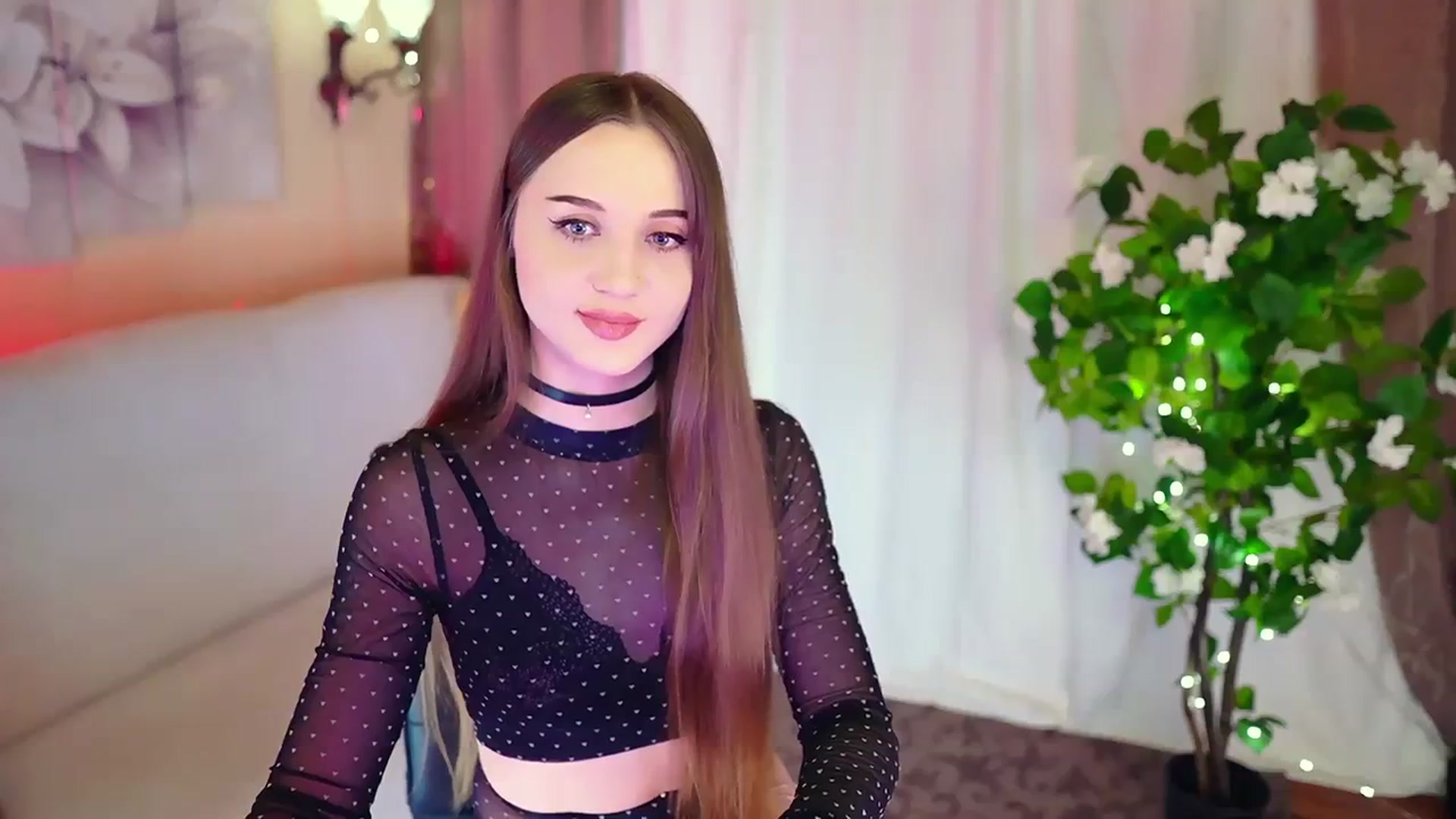 Gallery image thumbnail from Innocent_Soul's myfreecams stream on, 11/24/2023, 14:53 image 6 of 20