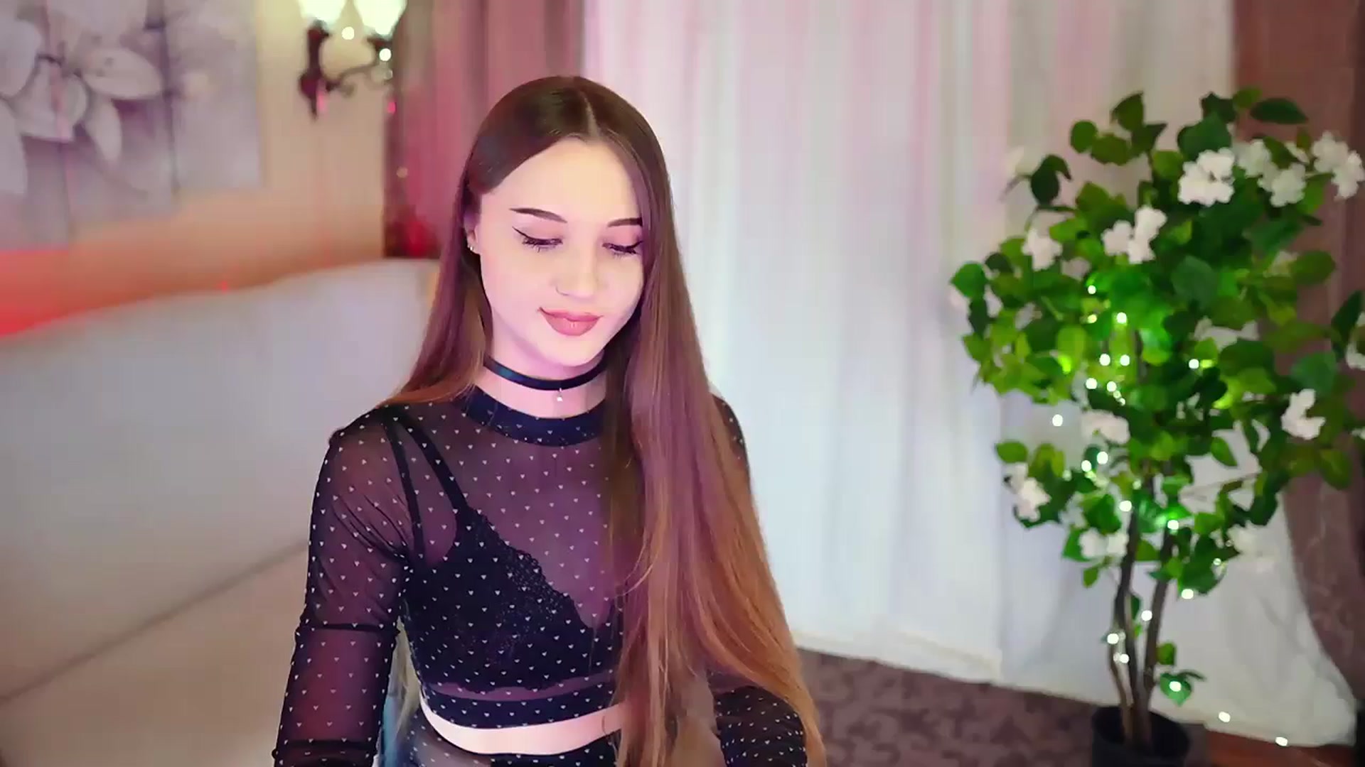 Gallery image thumbnail from Innocent_Soul's myfreecams stream on, 11/24/2023, 18:06 image 6 of 20