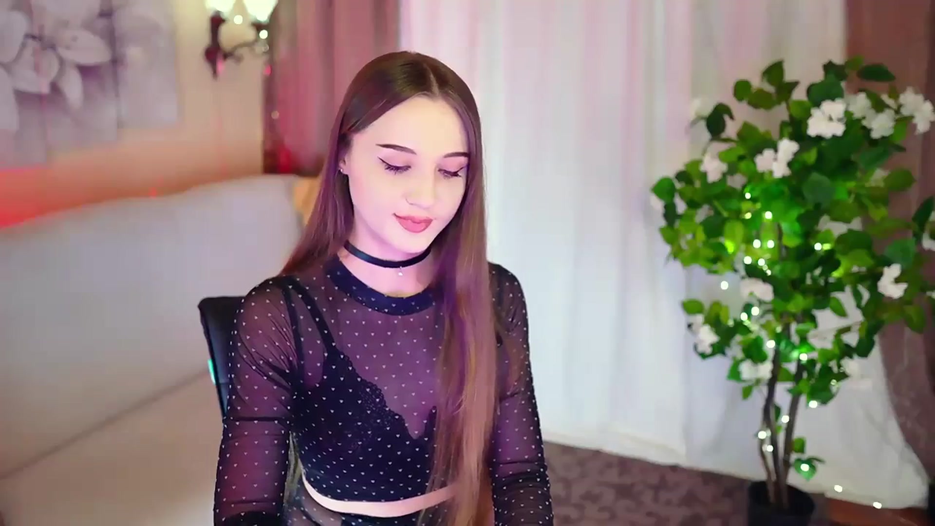 Gallery image thumbnail from Innocent_Soul's myfreecams stream on, 11/24/2023, 20:06 image 7 of 20