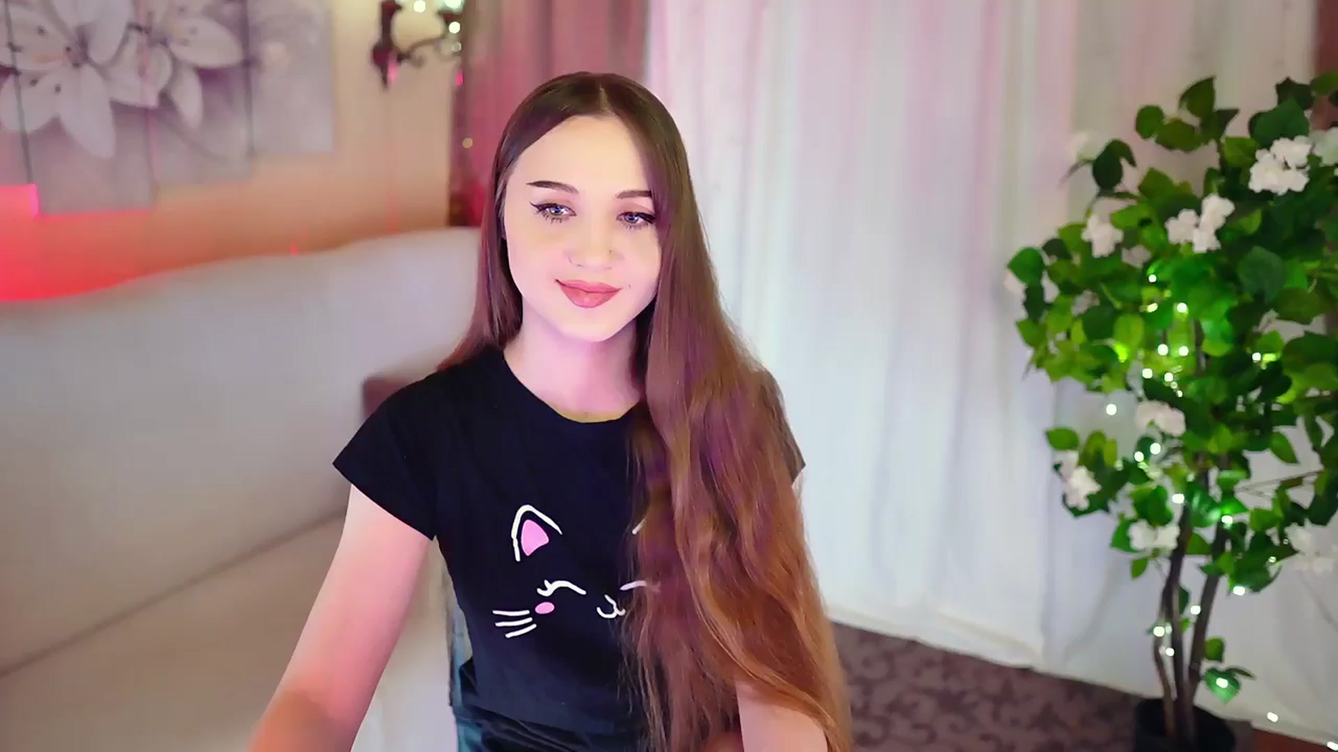 Gallery image thumbnail from Innocent_Soul's myfreecams stream on, 11/26/2023, 13:43 image 10 of 20