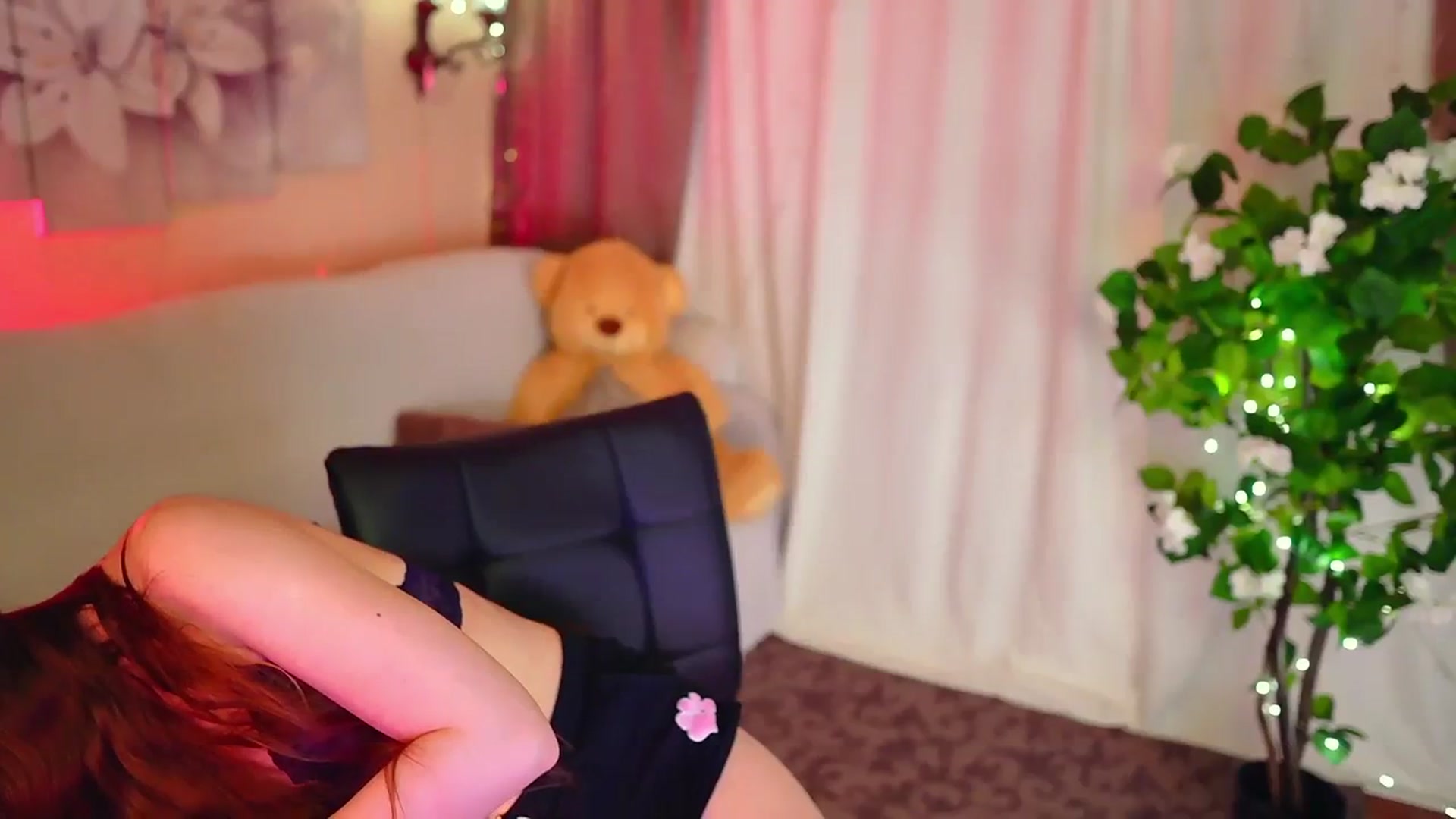 Gallery image thumbnail from Innocent_Soul's myfreecams stream on, 11/26/2023, 13:43 image 20 of 20