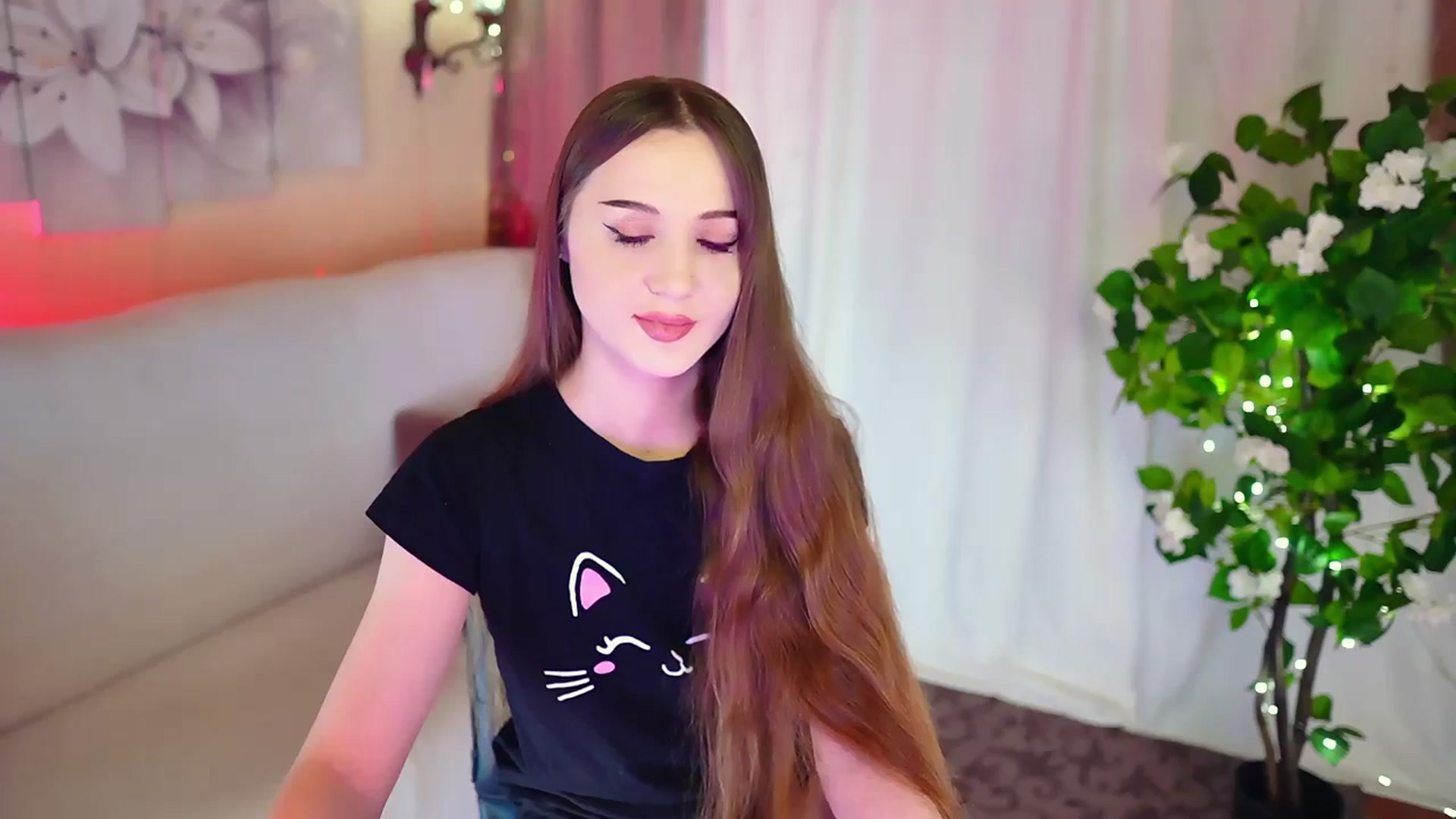 Gallery image thumbnail from Innocent_Soul's myfreecams stream on, 11/26/2023, 13:43 image 14 of 20