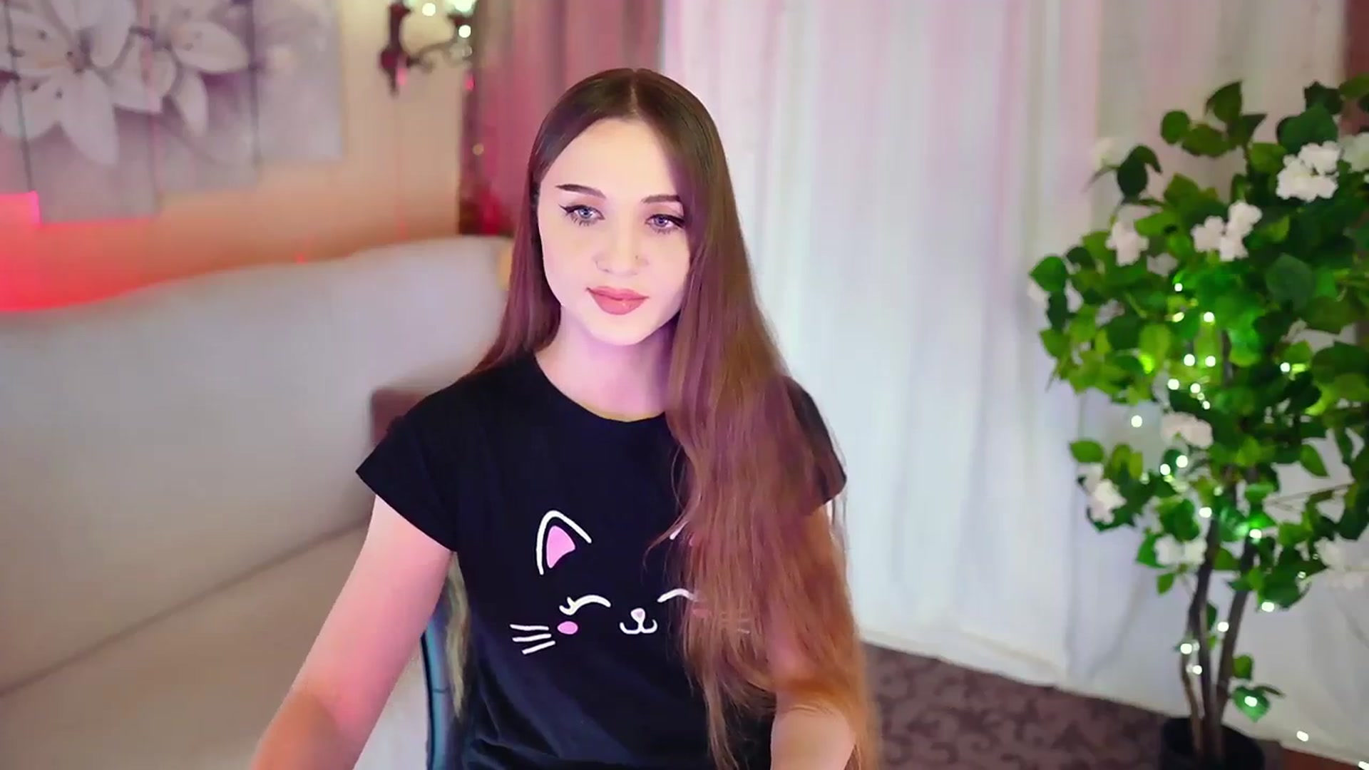 Gallery image thumbnail from Innocent_Soul's myfreecams stream on, 11/26/2023, 15:04 image 18 of 20
