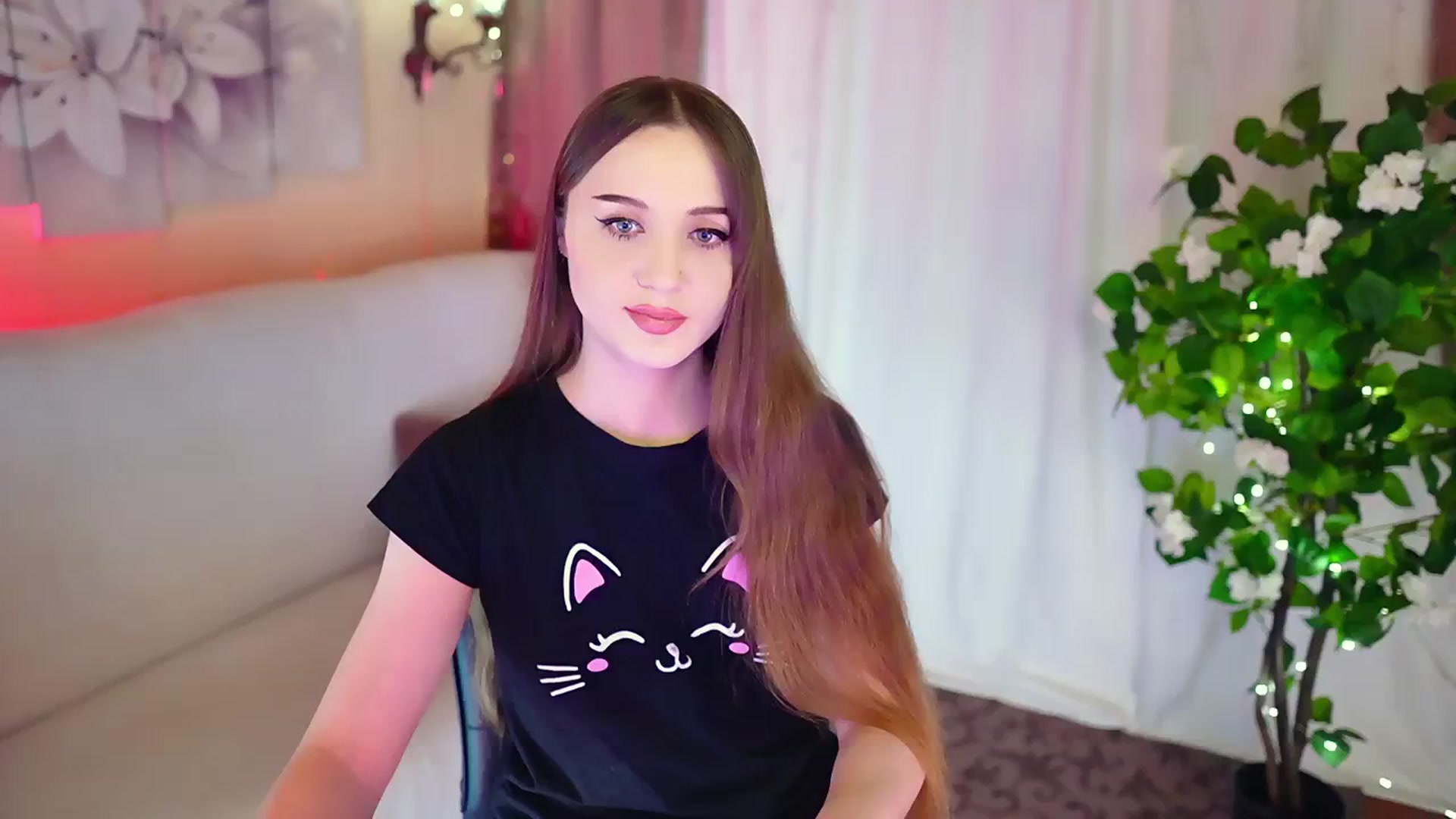 Gallery image thumbnail from Innocent_Soul's myfreecams stream on, 11/26/2023, 15:04 image 1 of 20
