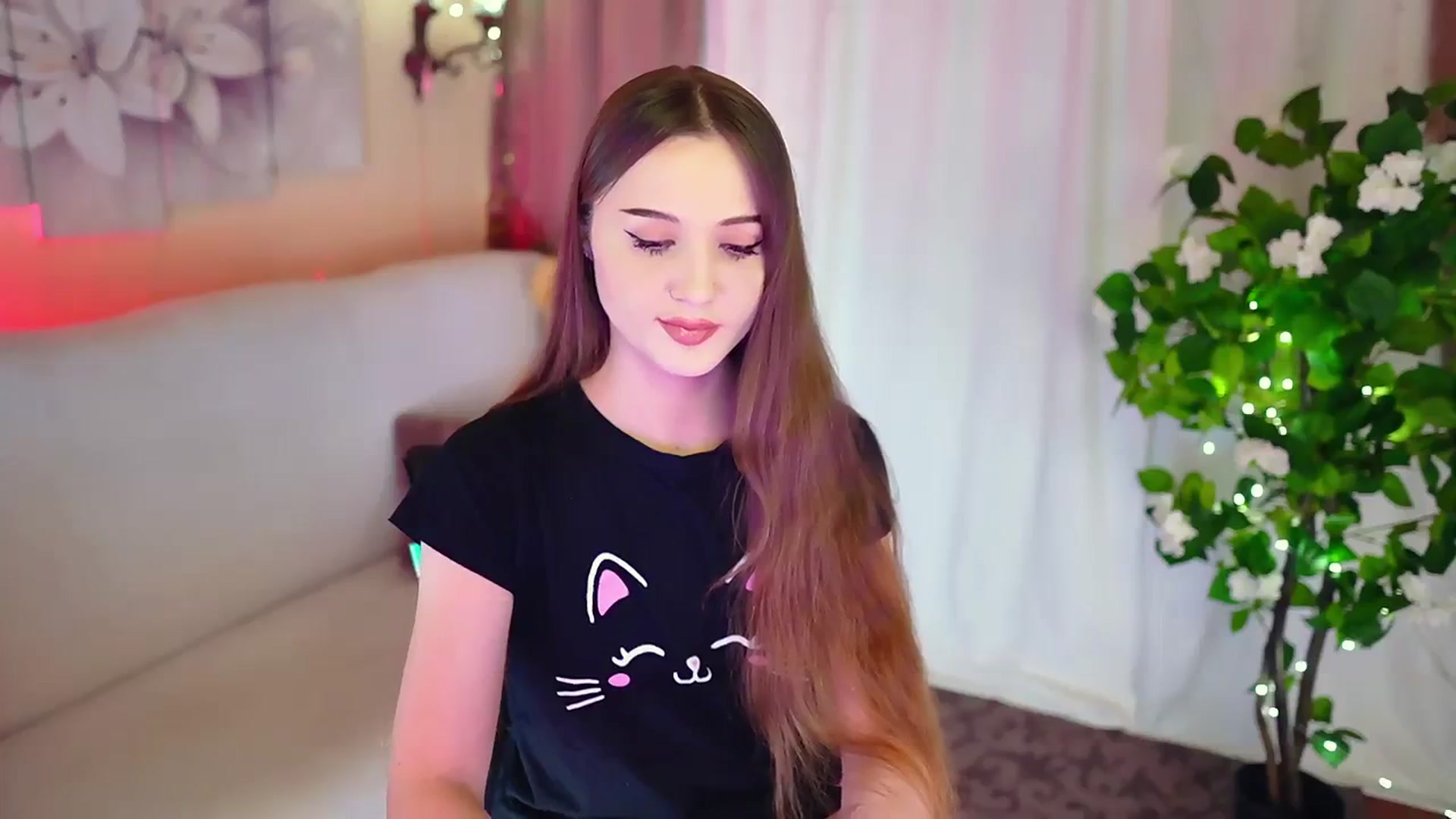 Gallery image thumbnail from Innocent_Soul's myfreecams stream on, 11/26/2023, 15:04 image 20 of 20