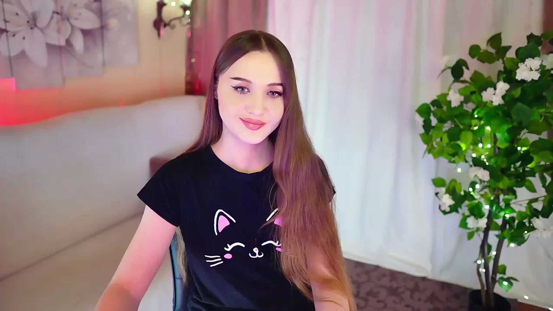 Gallery image thumbnail from Innocent_Soul's myfreecams stream on, 11/26/2023, 15:04 image 13 of 20