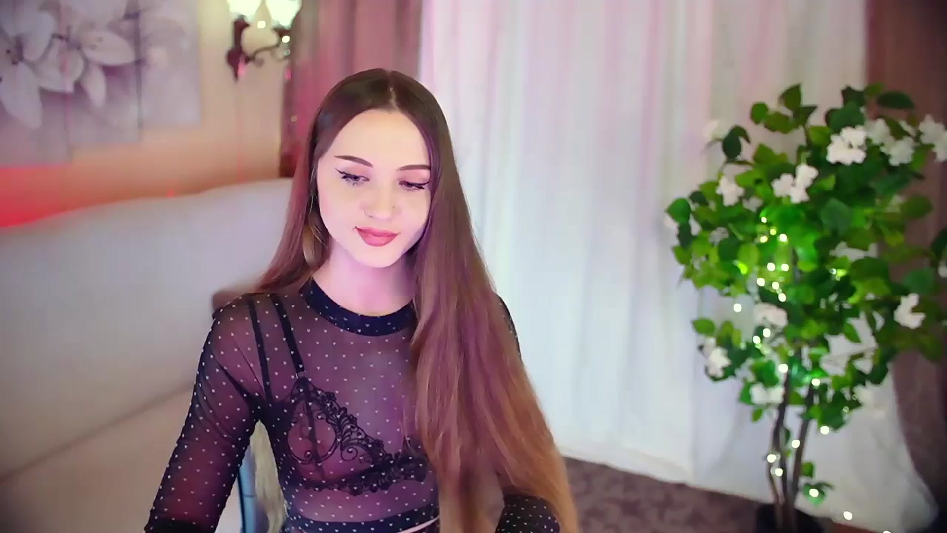 Gallery image thumbnail from Innocent_Soul's myfreecams stream on, 11/30/2023, 14:57 image 10 of 20