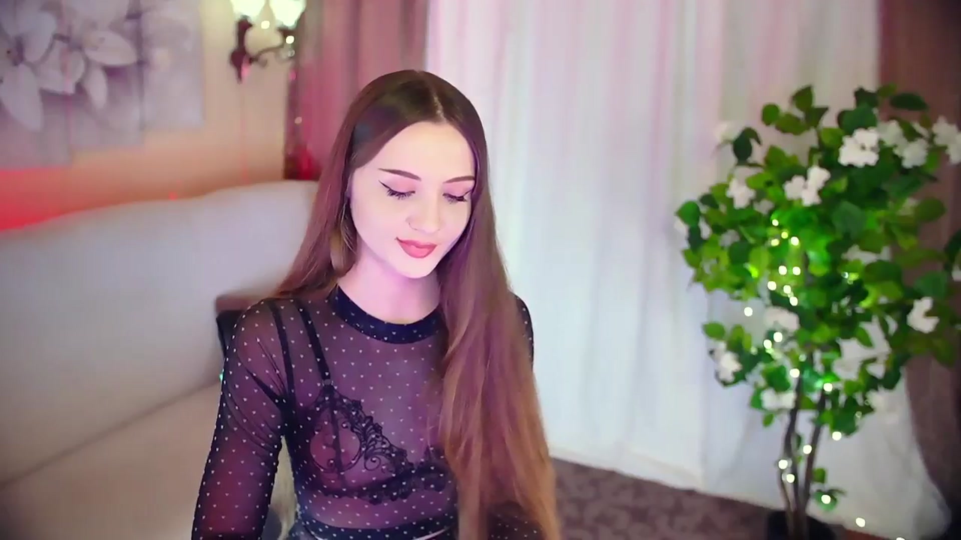 Gallery image thumbnail from Innocent_Soul's myfreecams stream on, 11/30/2023, 14:57 image 7 of 20