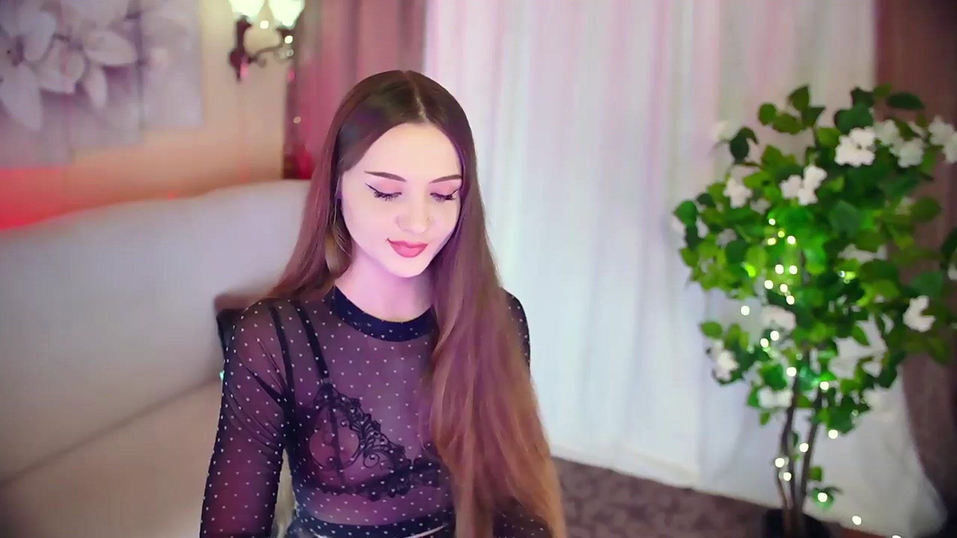 Gallery image thumbnail from Innocent_Soul's myfreecams stream on, 11/30/2023, 14:57 image 5 of 20