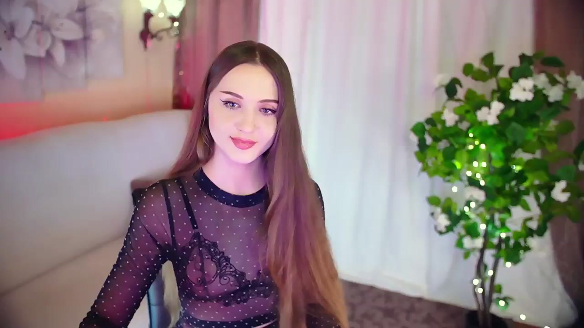 Gallery image thumbnail from Innocent_Soul's myfreecams stream on, 11/30/2023, 14:57 image 1 of 20