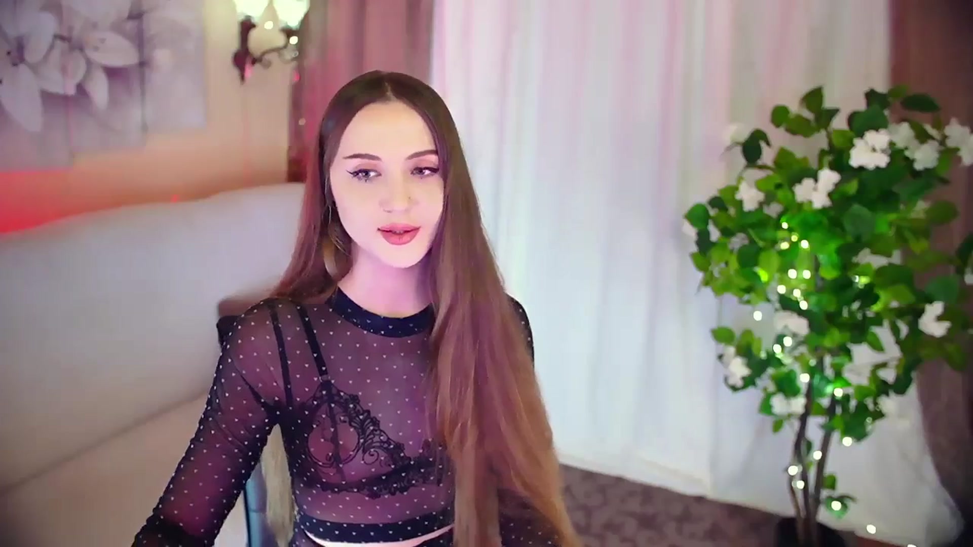 Gallery image thumbnail from Innocent_Soul's myfreecams stream on, 11/30/2023, 14:57 image 17 of 20