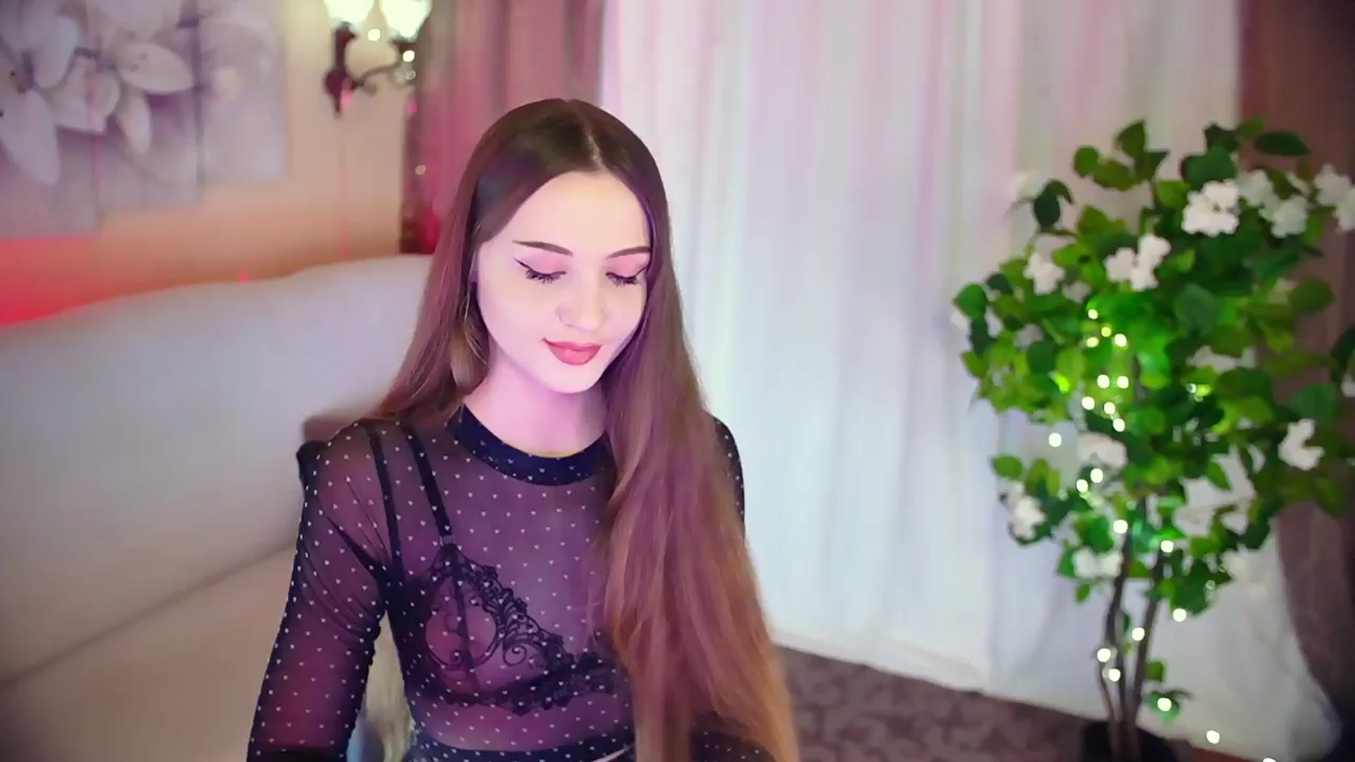 Gallery image thumbnail from Innocent_Soul's myfreecams stream on, 11/30/2023, 14:57 image 11 of 20
