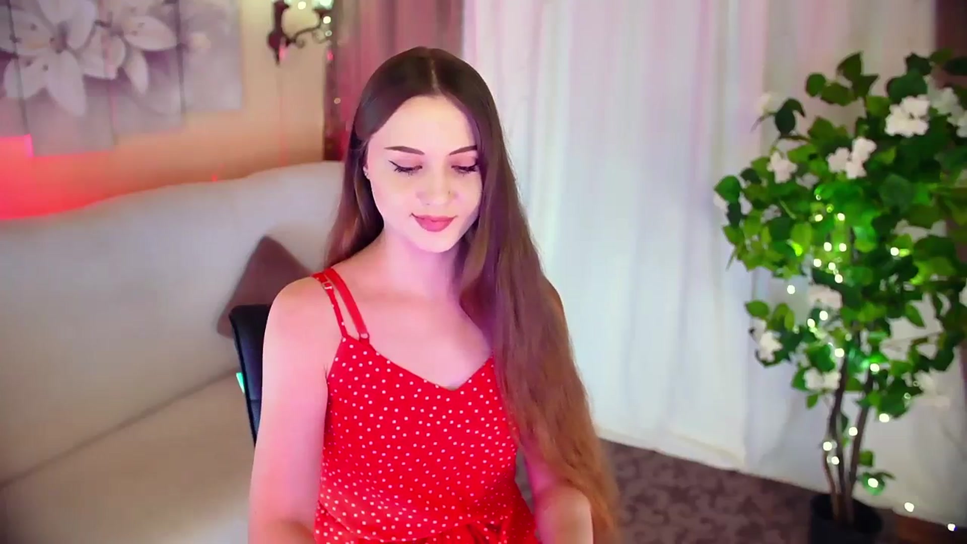 Gallery image thumbnail from Innocent_Soul's myfreecams stream on, 12/02/2023, 15:25 image 11 of 20