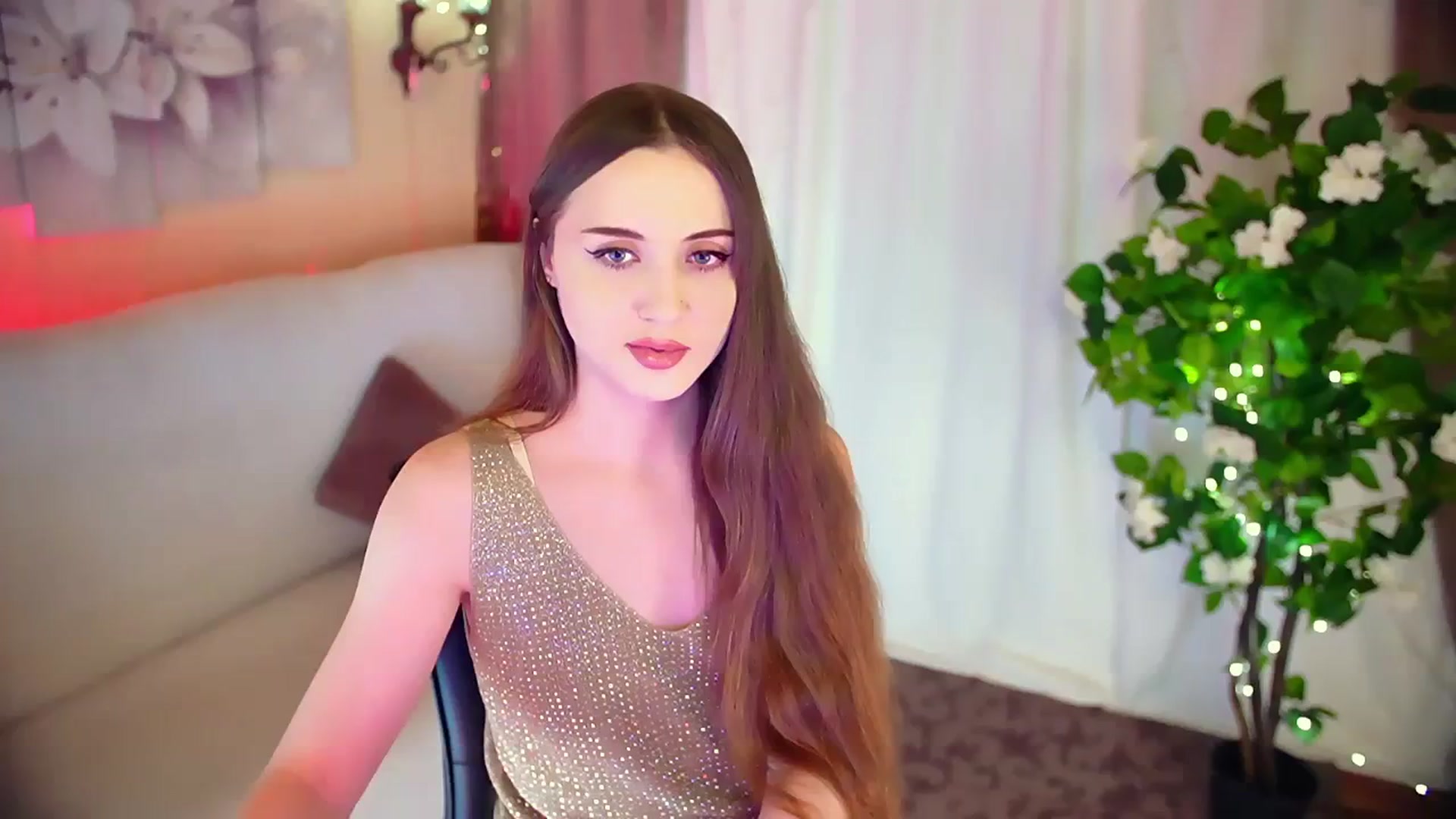 Gallery image thumbnail from Innocent_Soul's myfreecams stream on, 12/03/2023, 13:23 image 8 of 20