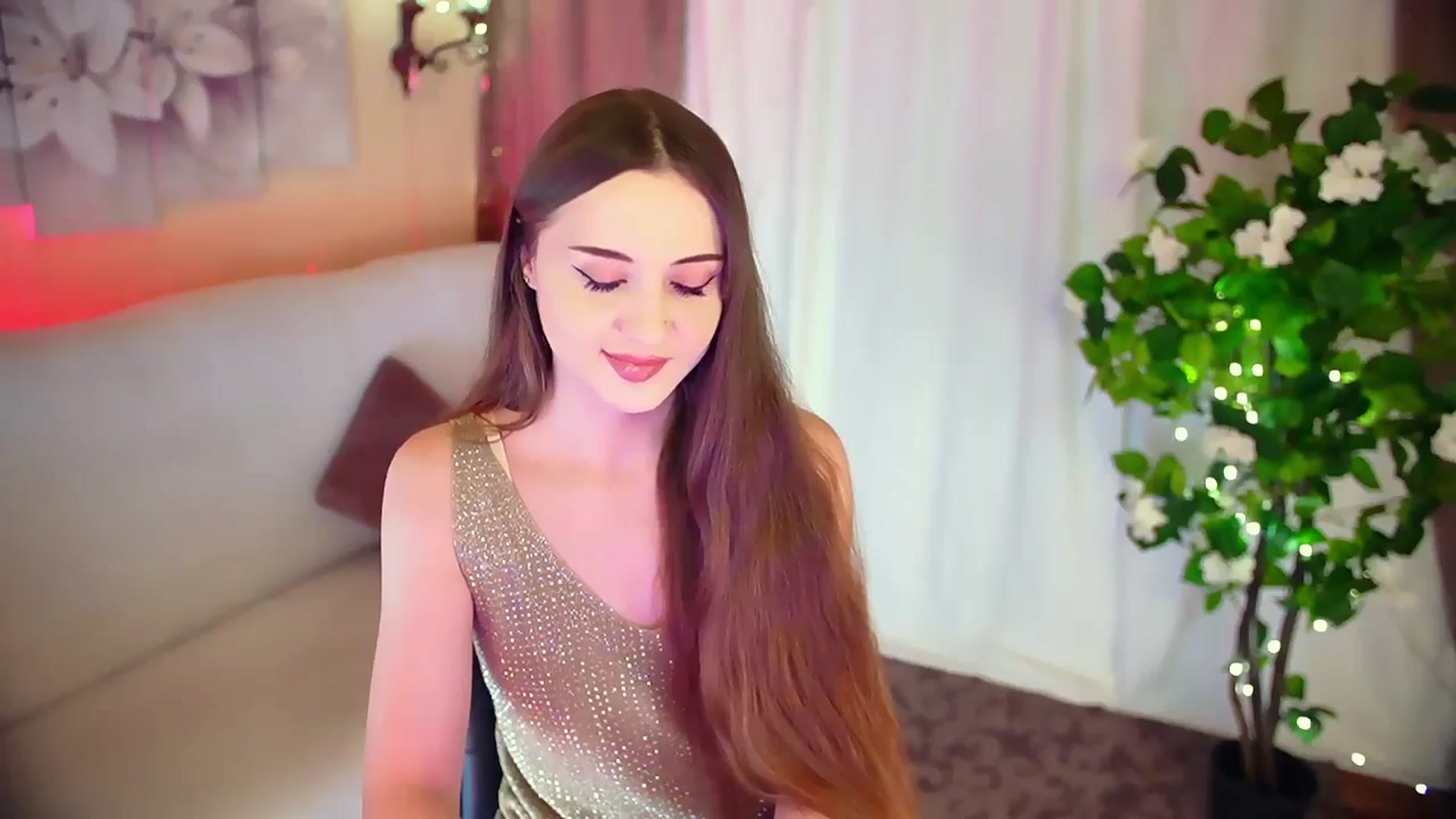 Gallery image thumbnail from Innocent_Soul's myfreecams stream on, 12/03/2023, 13:23 image 17 of 20
