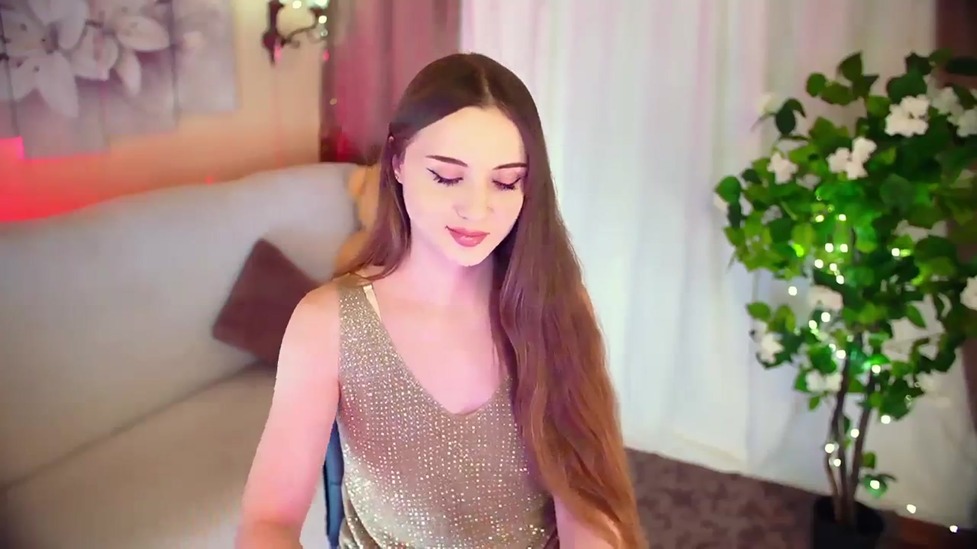 Gallery image thumbnail from Innocent_Soul's myfreecams stream on, 12/03/2023, 13:23 image 2 of 20