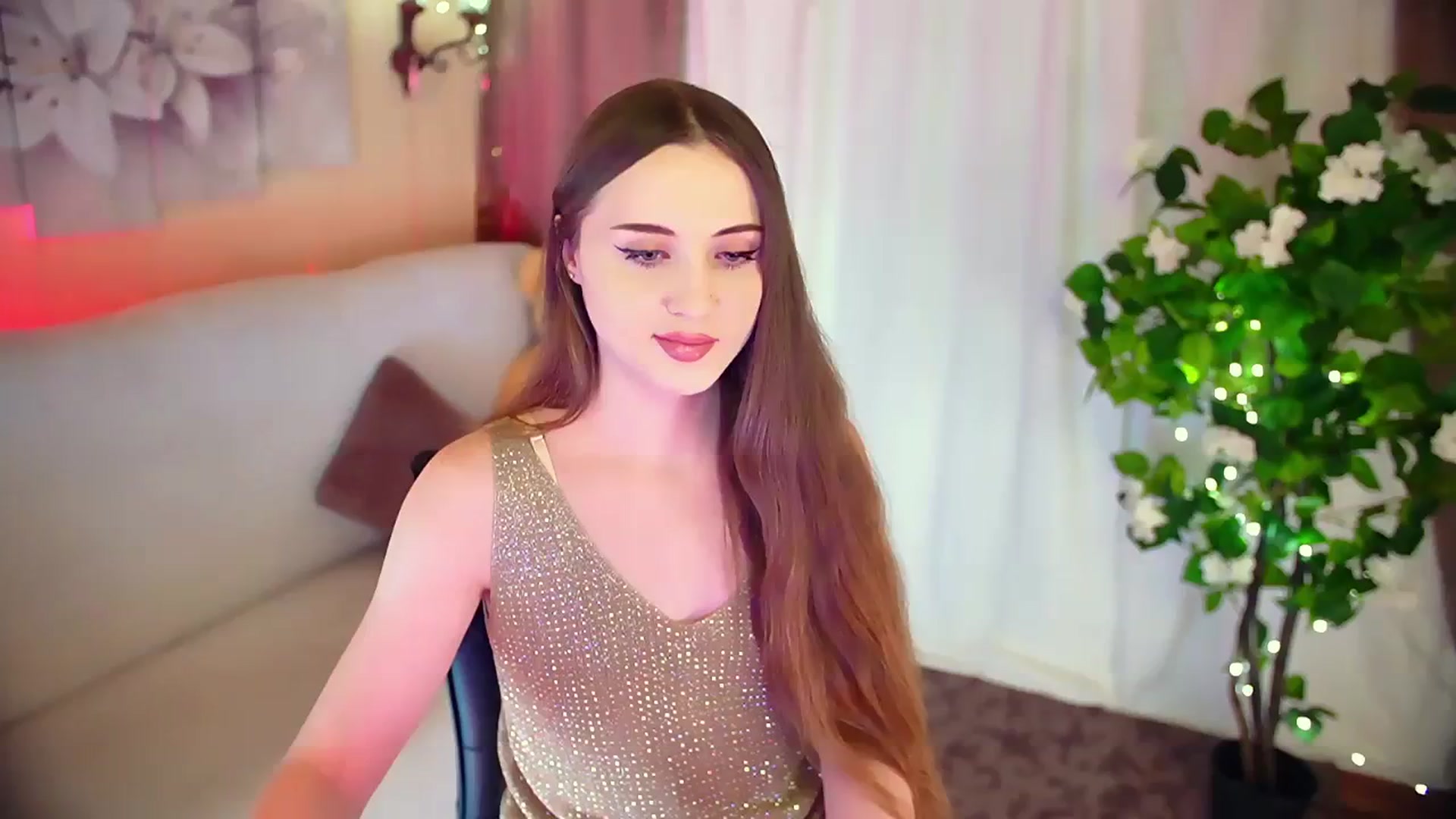 Gallery image thumbnail from Innocent_Soul's myfreecams stream on, 12/03/2023, 13:23 image 6 of 20