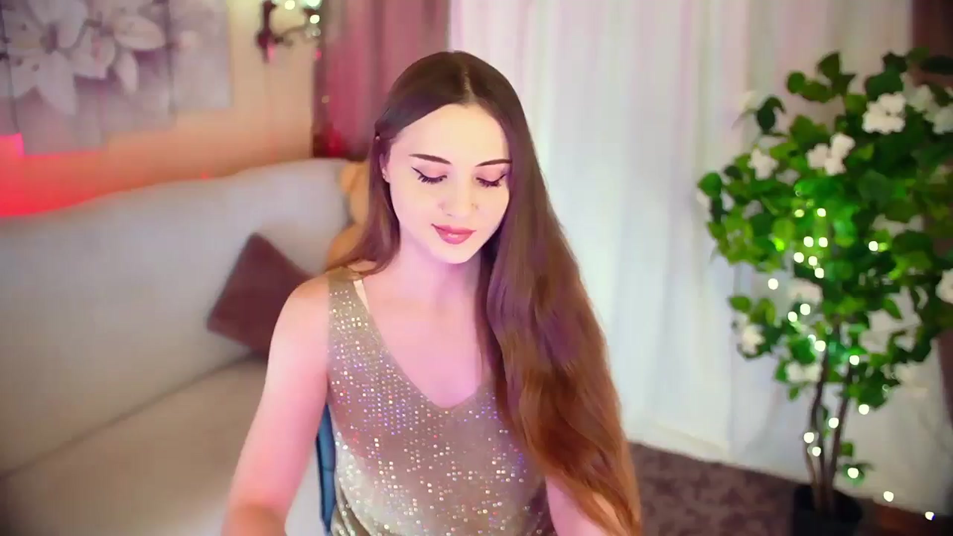 Gallery image thumbnail from Innocent_Soul's myfreecams stream on, 12/03/2023, 13:23 image 1 of 20
