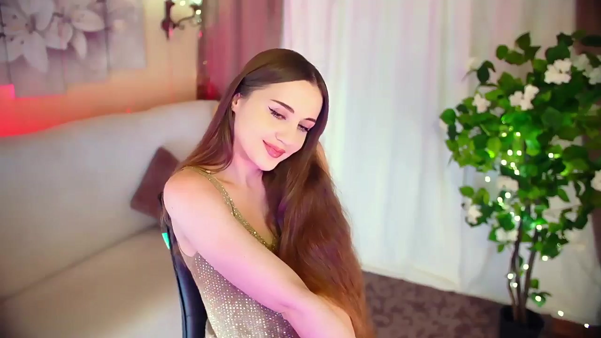 Gallery image thumbnail from Innocent_Soul's myfreecams stream on, 12/03/2023, 13:23 image 19 of 20