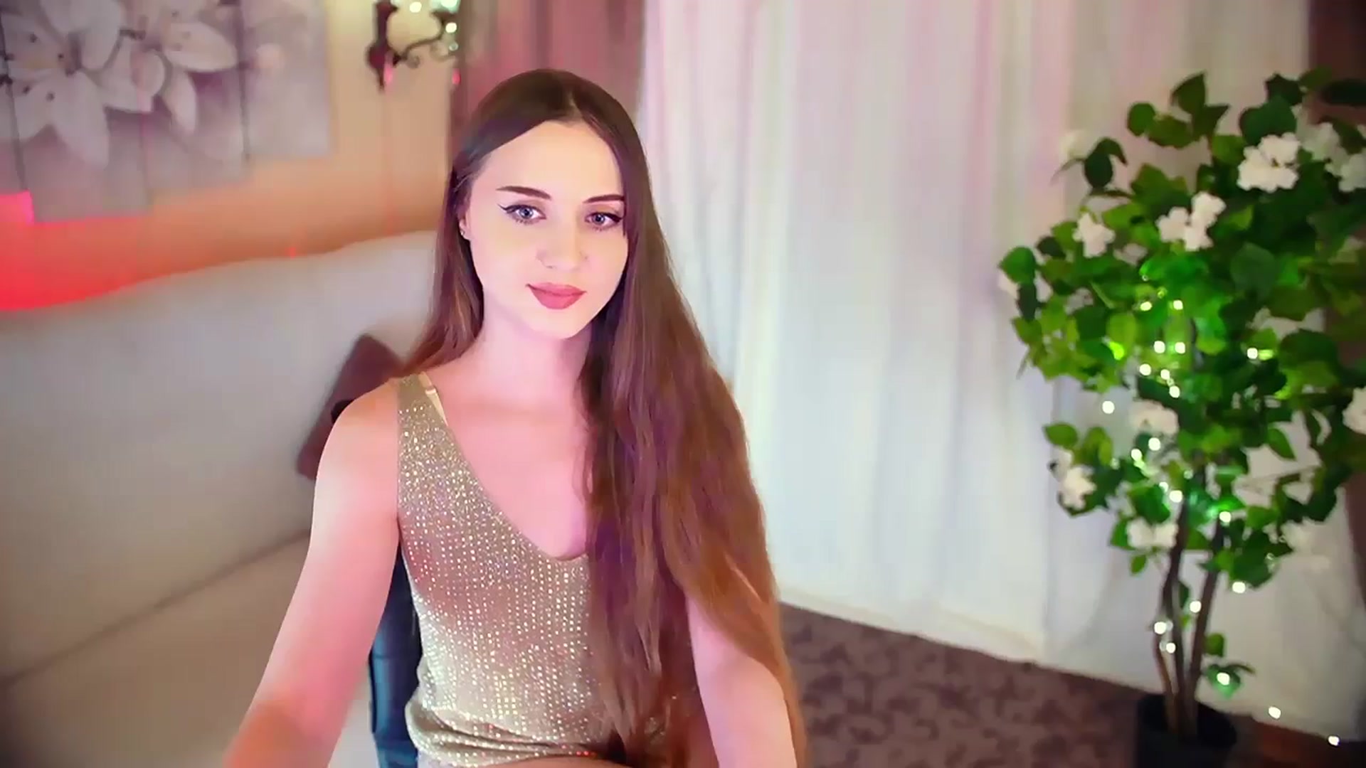 Gallery image thumbnail from Innocent_Soul's myfreecams stream on, 12/03/2023, 15:26 image 17 of 20