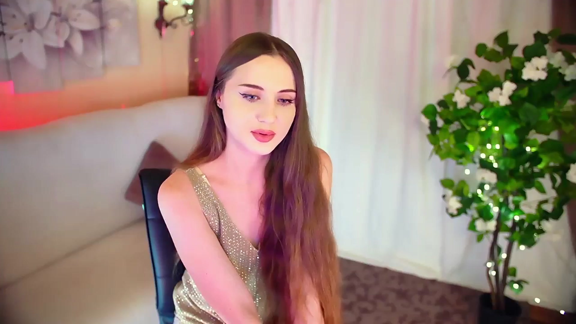 Gallery image thumbnail from Innocent_Soul's myfreecams stream on, 12/03/2023, 15:26 image 6 of 20