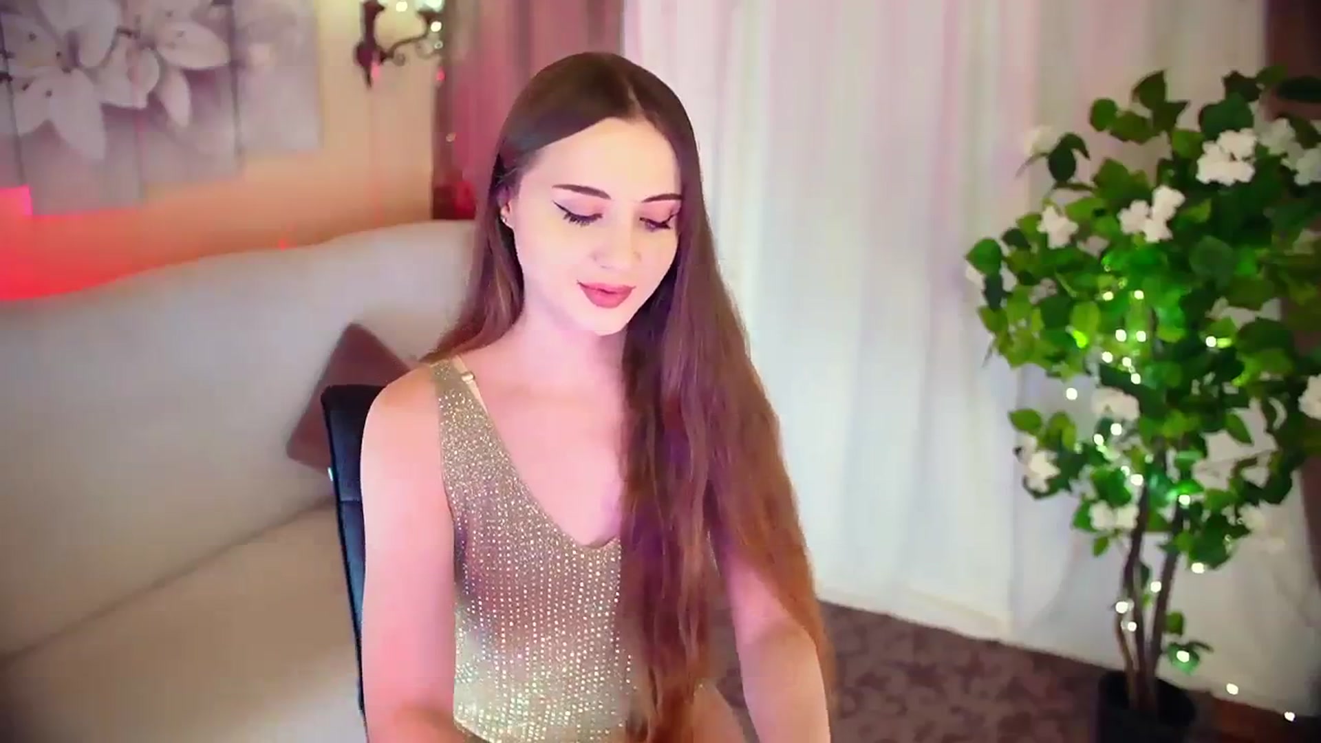 Gallery image thumbnail from Innocent_Soul's myfreecams stream on, 12/03/2023, 15:26 image 8 of 20