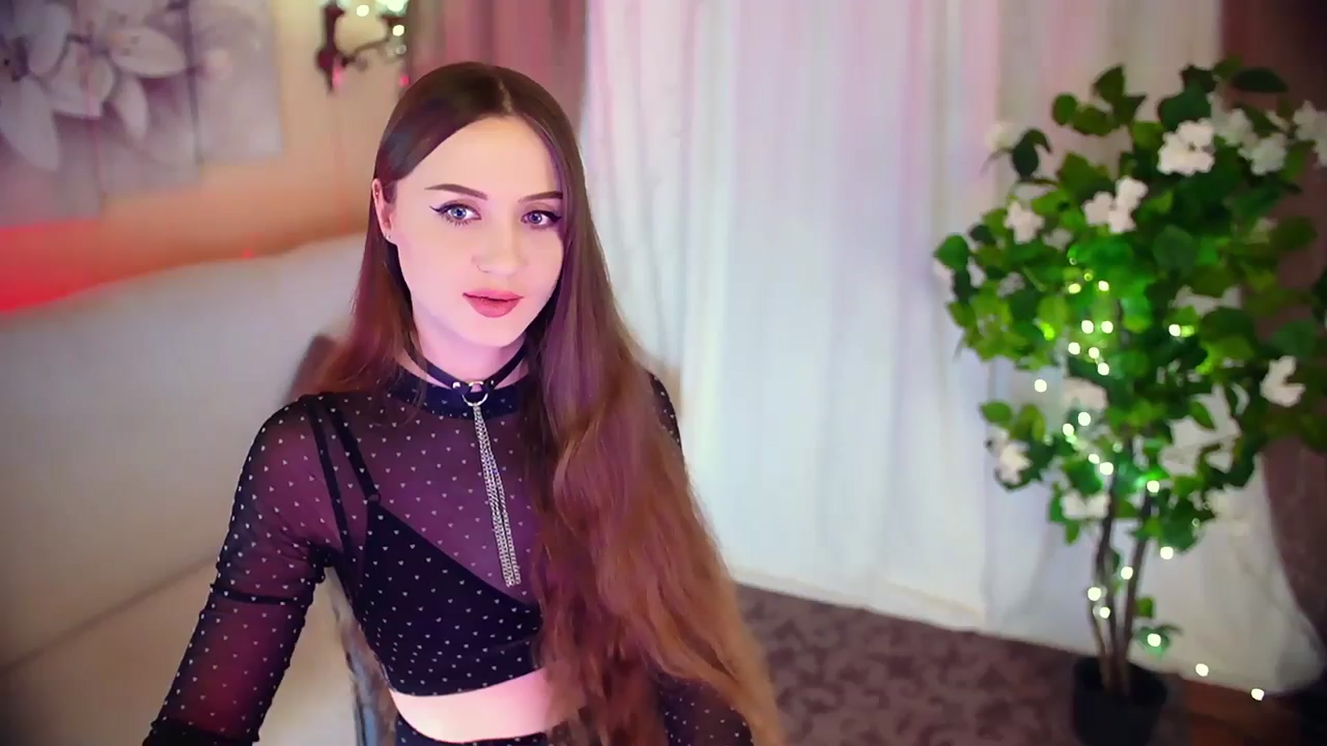 Gallery image thumbnail from Innocent_Soul's myfreecams stream on, 12/08/2023, 14:45 image 19 of 20