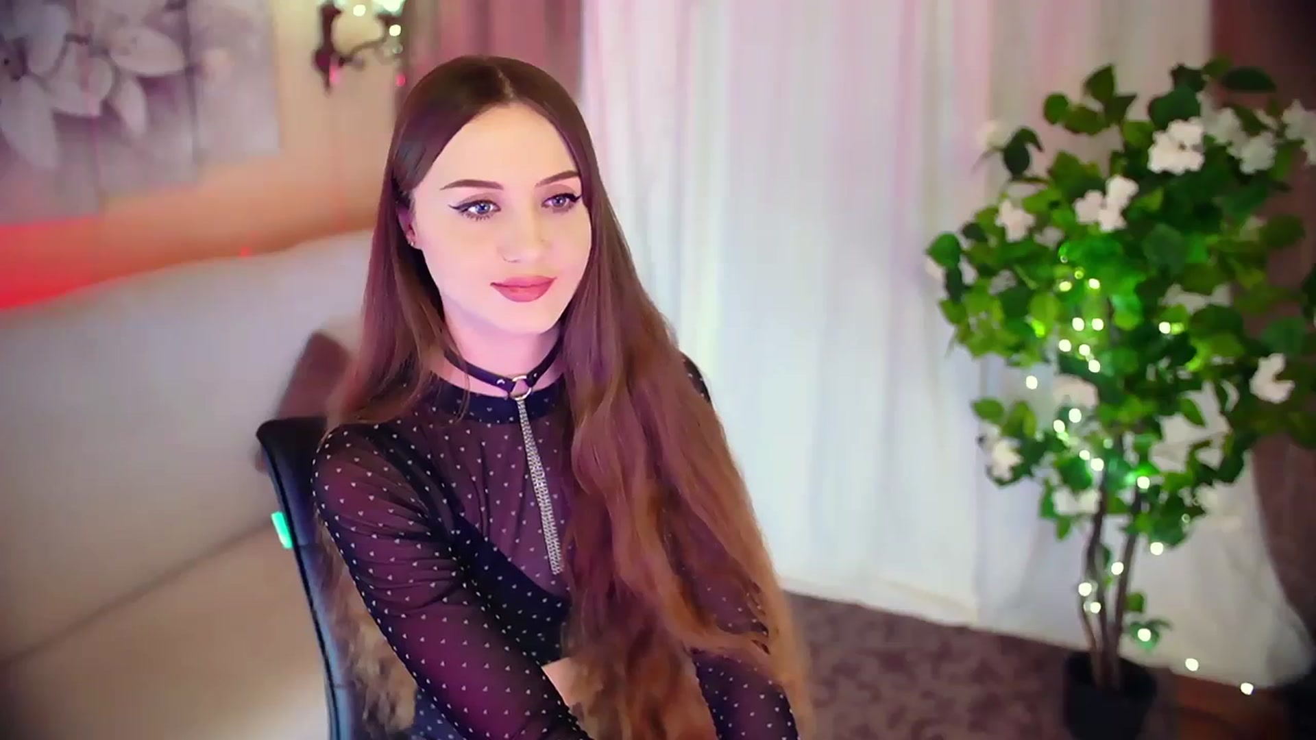 Gallery image thumbnail from Innocent_Soul's myfreecams stream on, 12/08/2023, 14:45 image 17 of 20