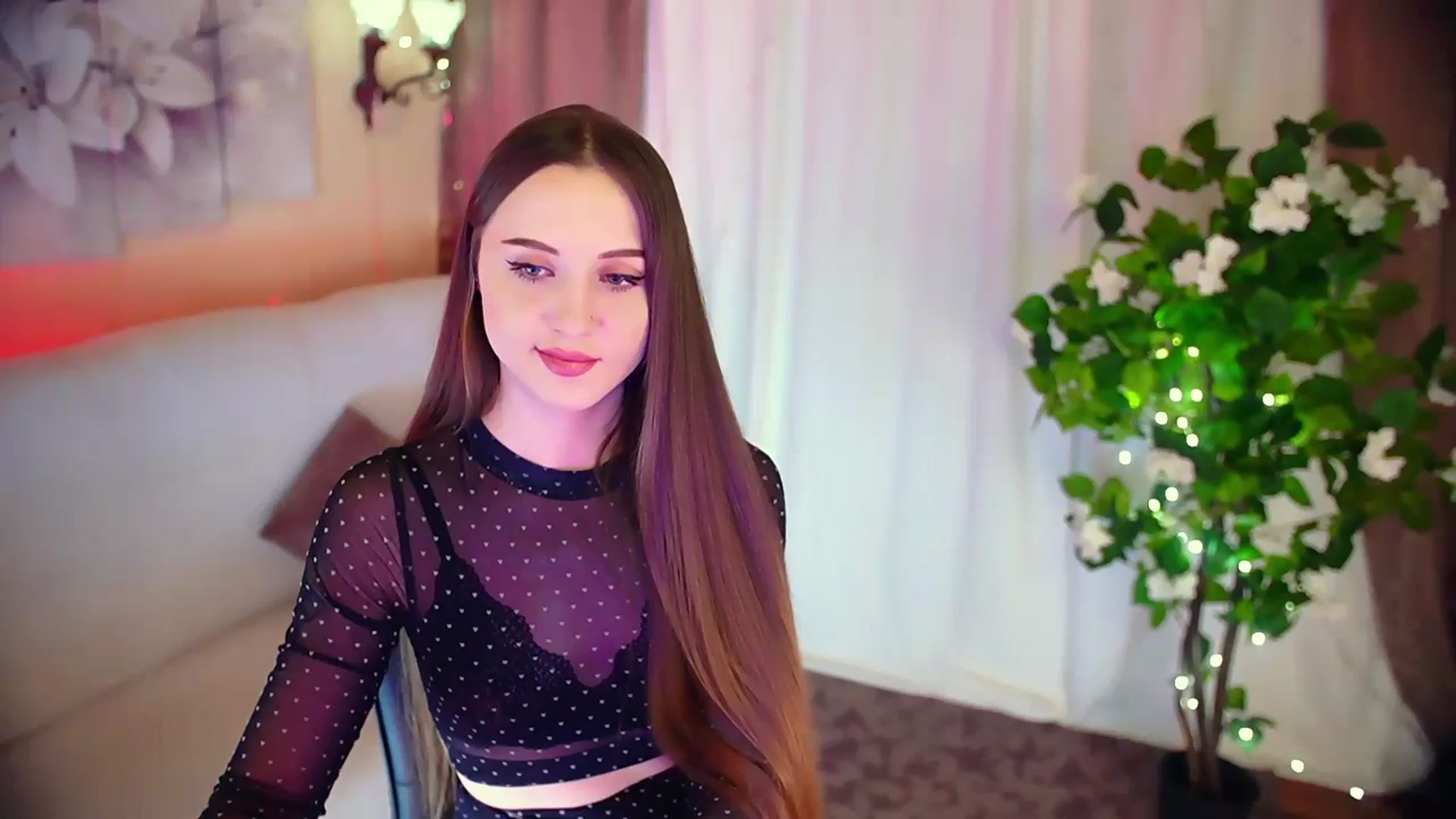 Gallery image thumbnail from Innocent_Soul's myfreecams stream on, 12/12/2023, 16:23 image 11 of 20