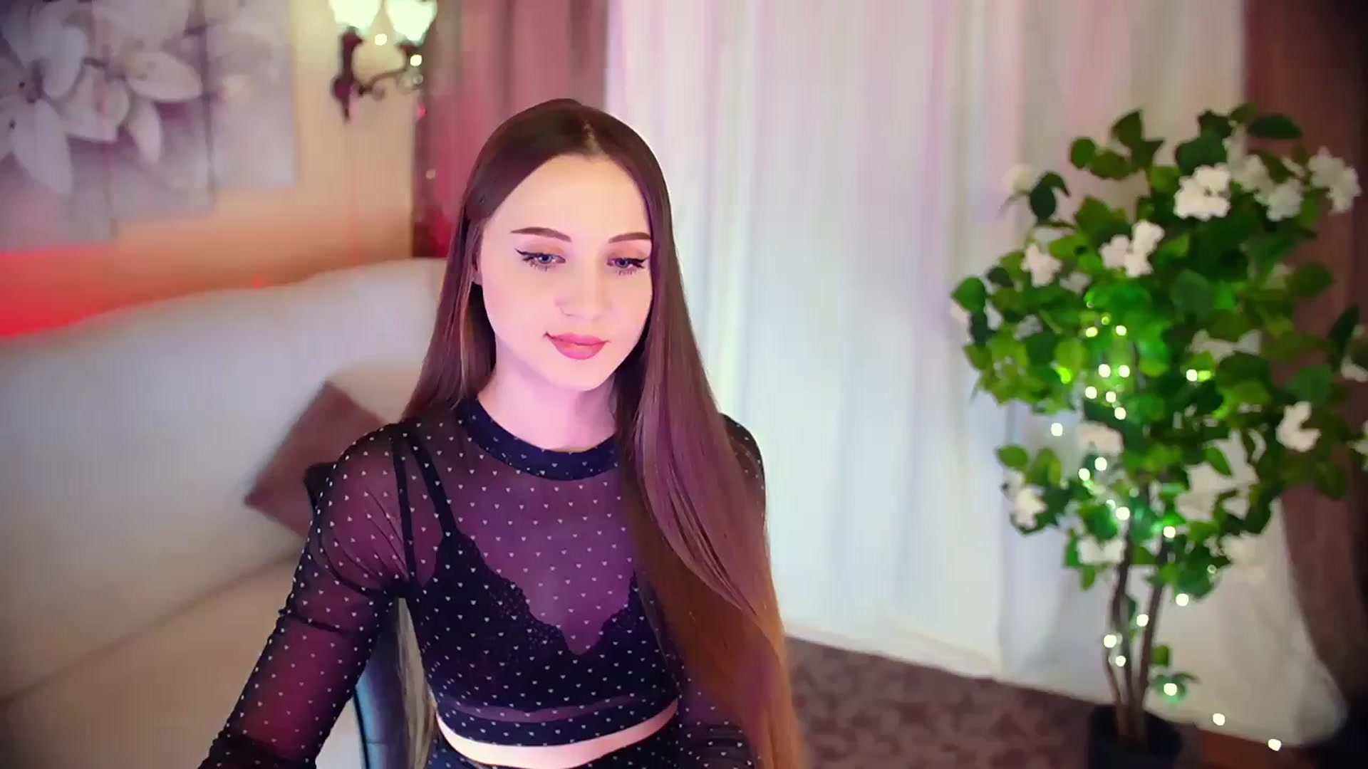 Gallery image thumbnail from Innocent_Soul's myfreecams stream on, 12/12/2023, 16:23 image 1 of 20