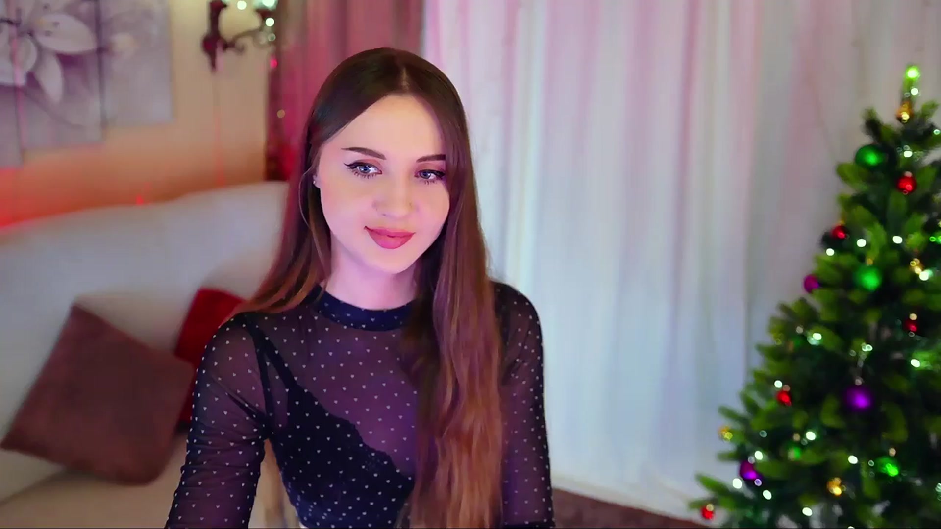 Gallery image thumbnail from Innocent_Soul's myfreecams stream on, 12/23/2023, 11:14 image 7 of 20