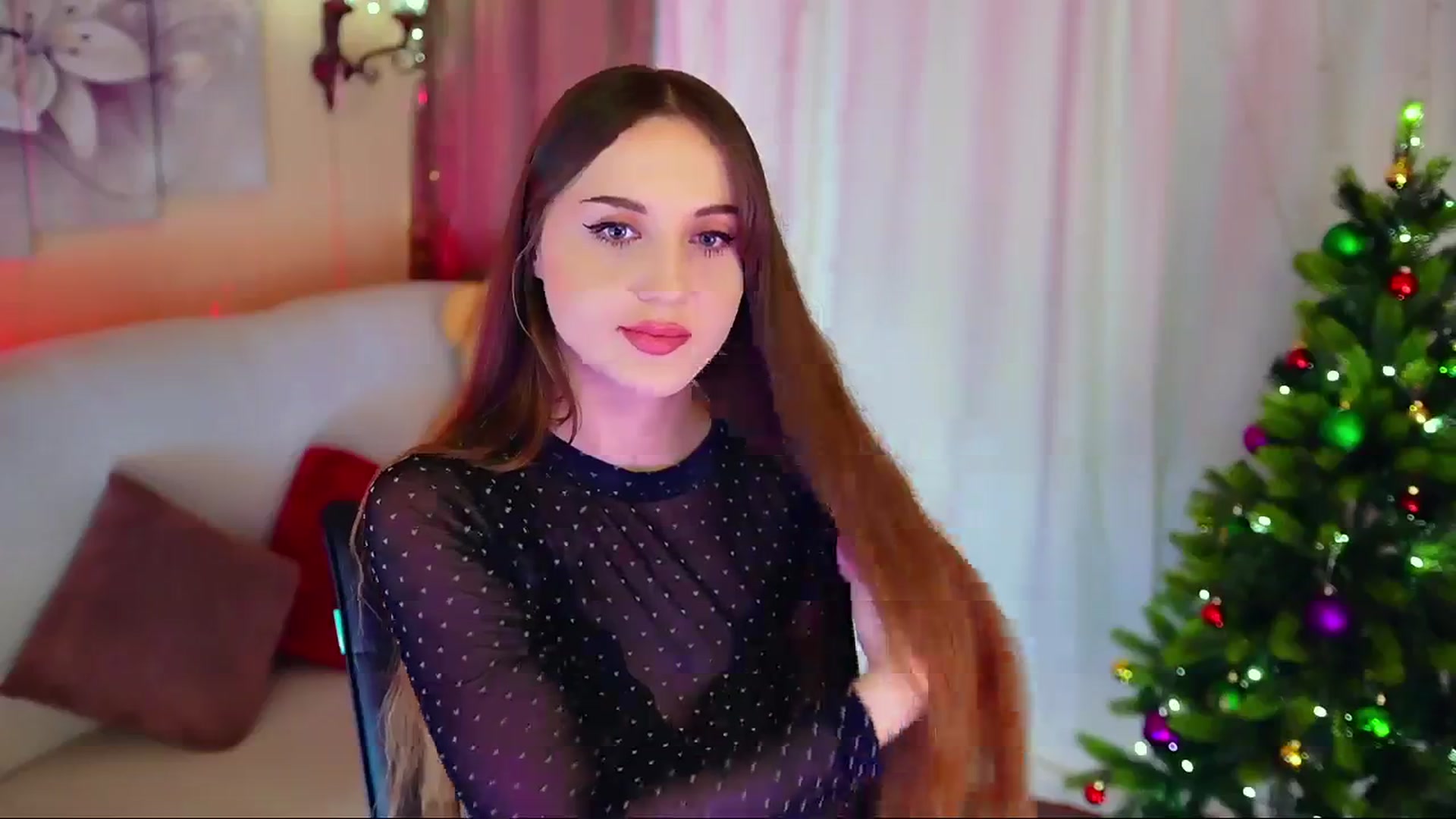 Gallery image thumbnail from Innocent_Soul's myfreecams stream on, 12/23/2023, 11:14 image 15 of 20
