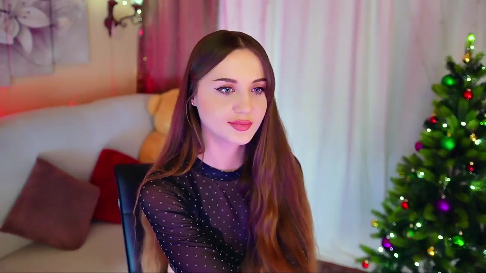 Gallery image thumbnail from Innocent_Soul's myfreecams stream on, 12/23/2023, 11:14 image 3 of 20