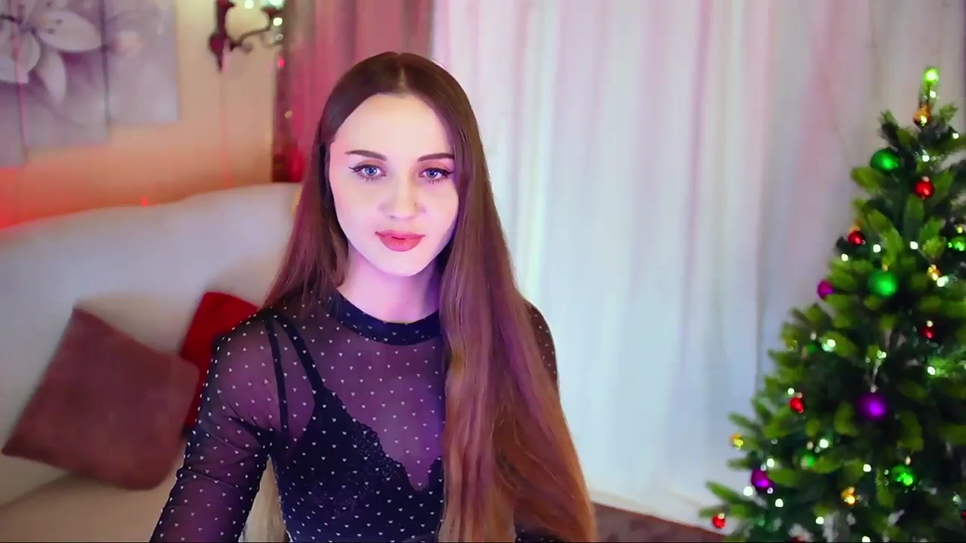Gallery image thumbnail from Innocent_Soul's myfreecams stream on, 12/23/2023, 16:06 image 14 of 20