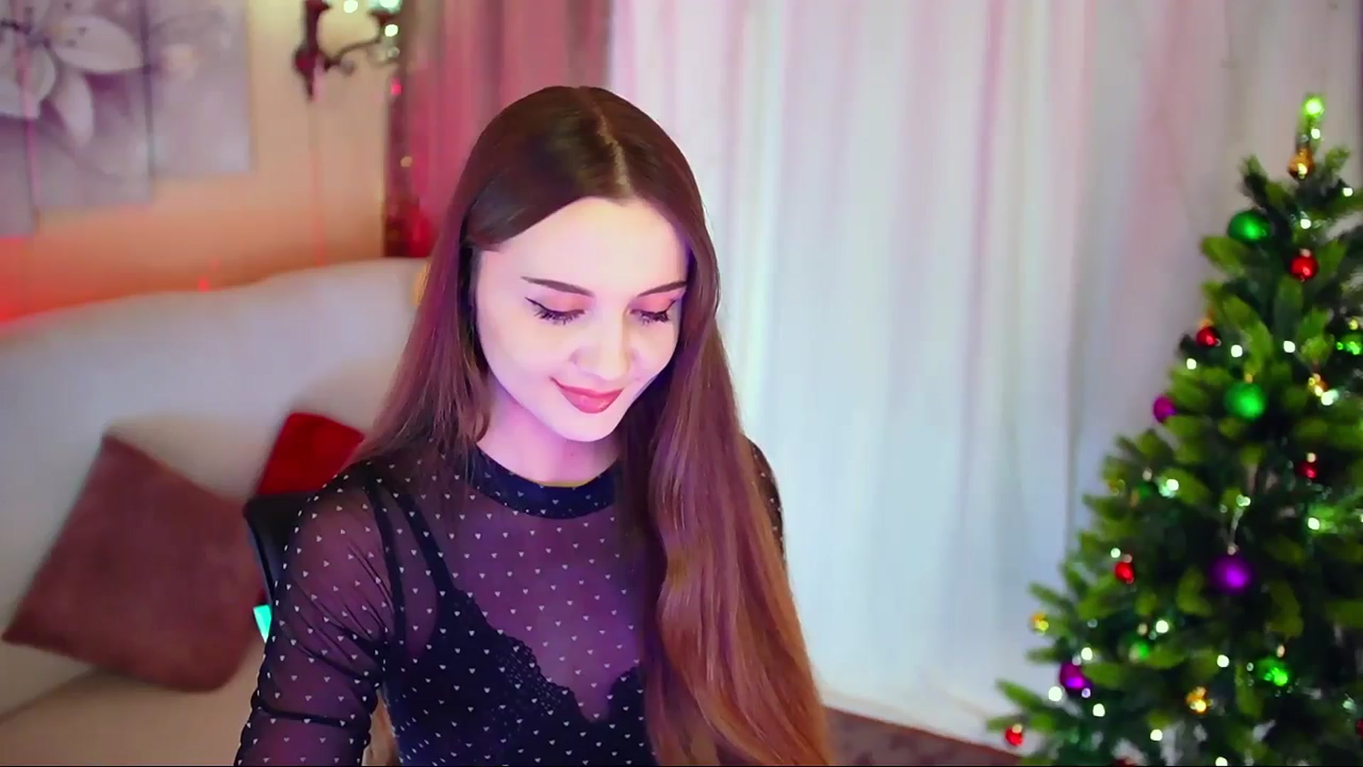 Gallery image thumbnail from Innocent_Soul's myfreecams stream on, 12/23/2023, 16:06 image 18 of 20