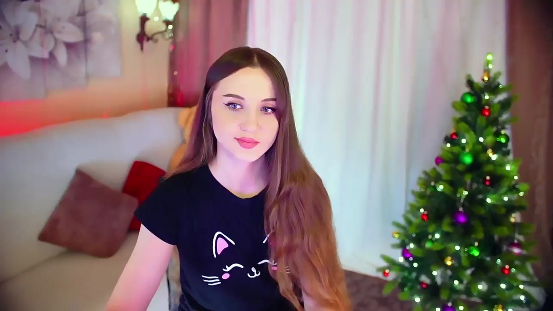 Gallery image thumbnail from Innocent_Soul's myfreecams stream on, 12/24/2023, 10:25 image 12 of 20