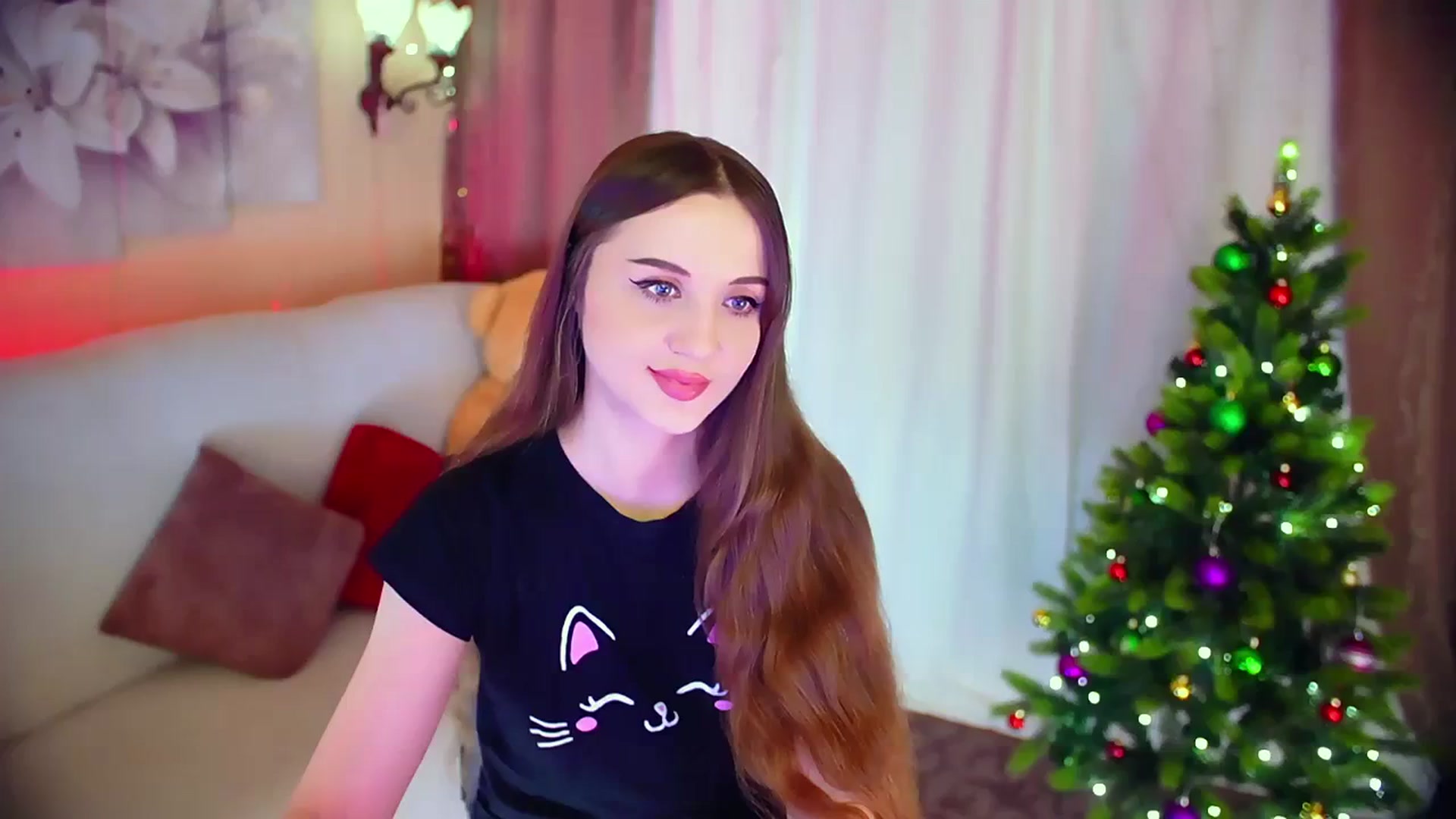 Gallery image thumbnail from Innocent_Soul's myfreecams stream on, 12/24/2023, 10:25 image 17 of 20