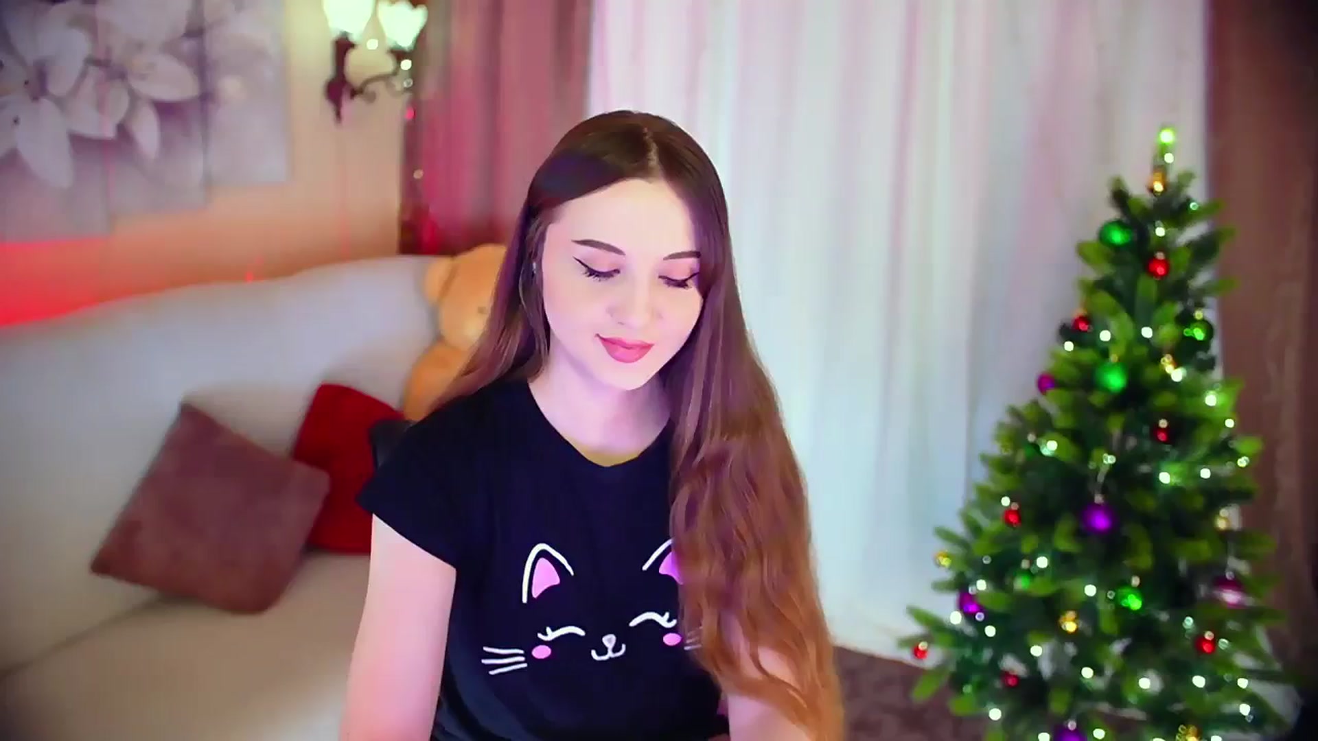 Gallery image thumbnail from Innocent_Soul's myfreecams stream on, 12/24/2023, 10:25 image 1 of 20