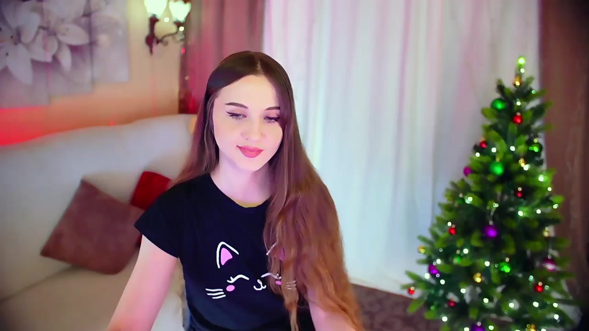 Gallery image thumbnail from Innocent_Soul's myfreecams stream on, 12/24/2023, 10:25 image 14 of 20