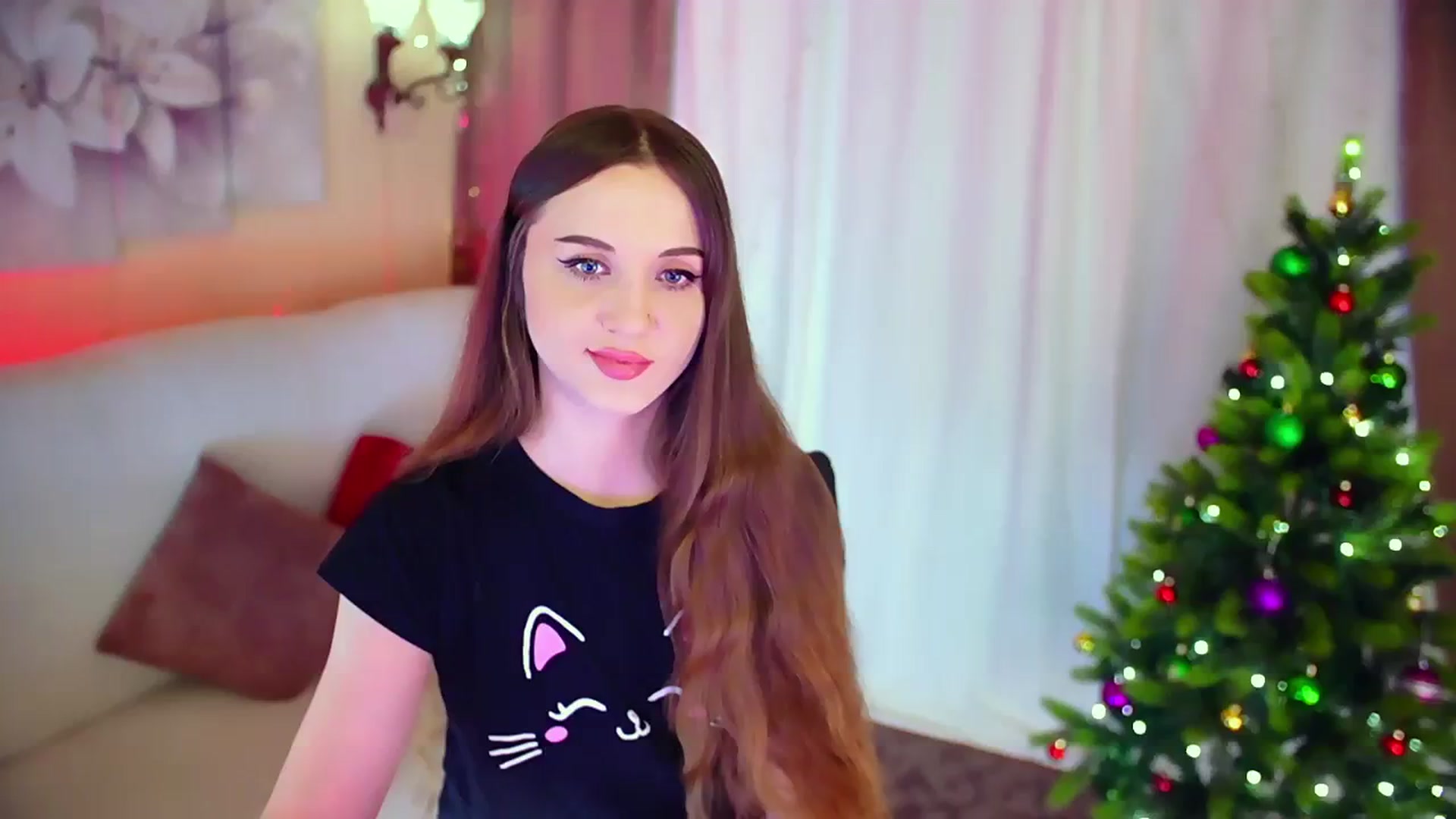 Gallery image thumbnail from Innocent_Soul's myfreecams stream on, 12/24/2023, 10:48 image 17 of 20