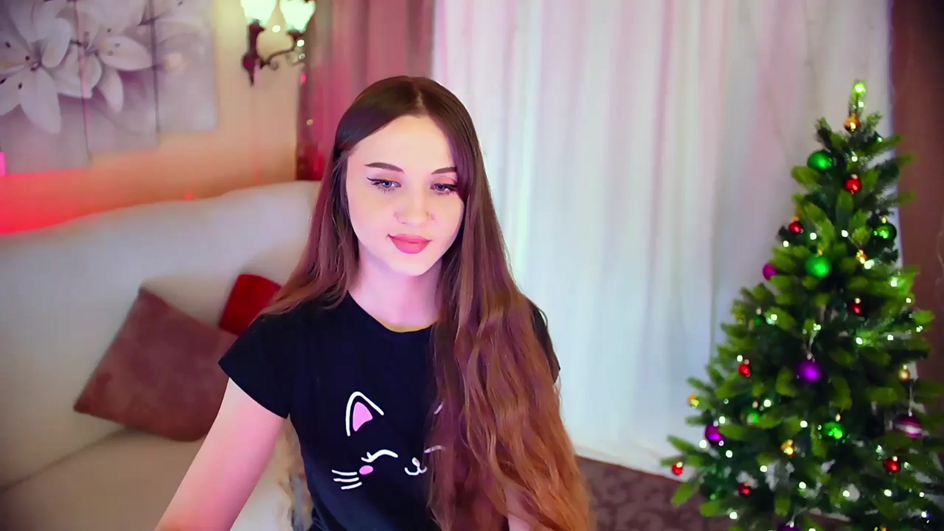 Gallery image thumbnail from Innocent_Soul's myfreecams stream on, 12/24/2023, 11:17 image 15 of 20