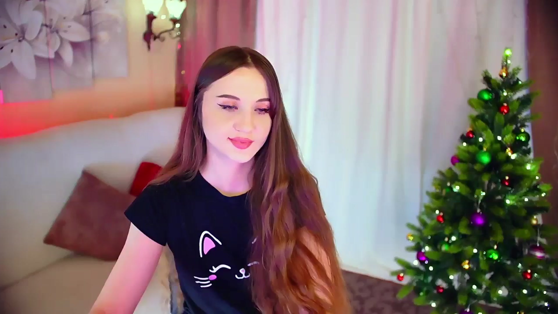 Gallery image thumbnail from Innocent_Soul's myfreecams stream on, 12/24/2023, 11:17 image 18 of 20