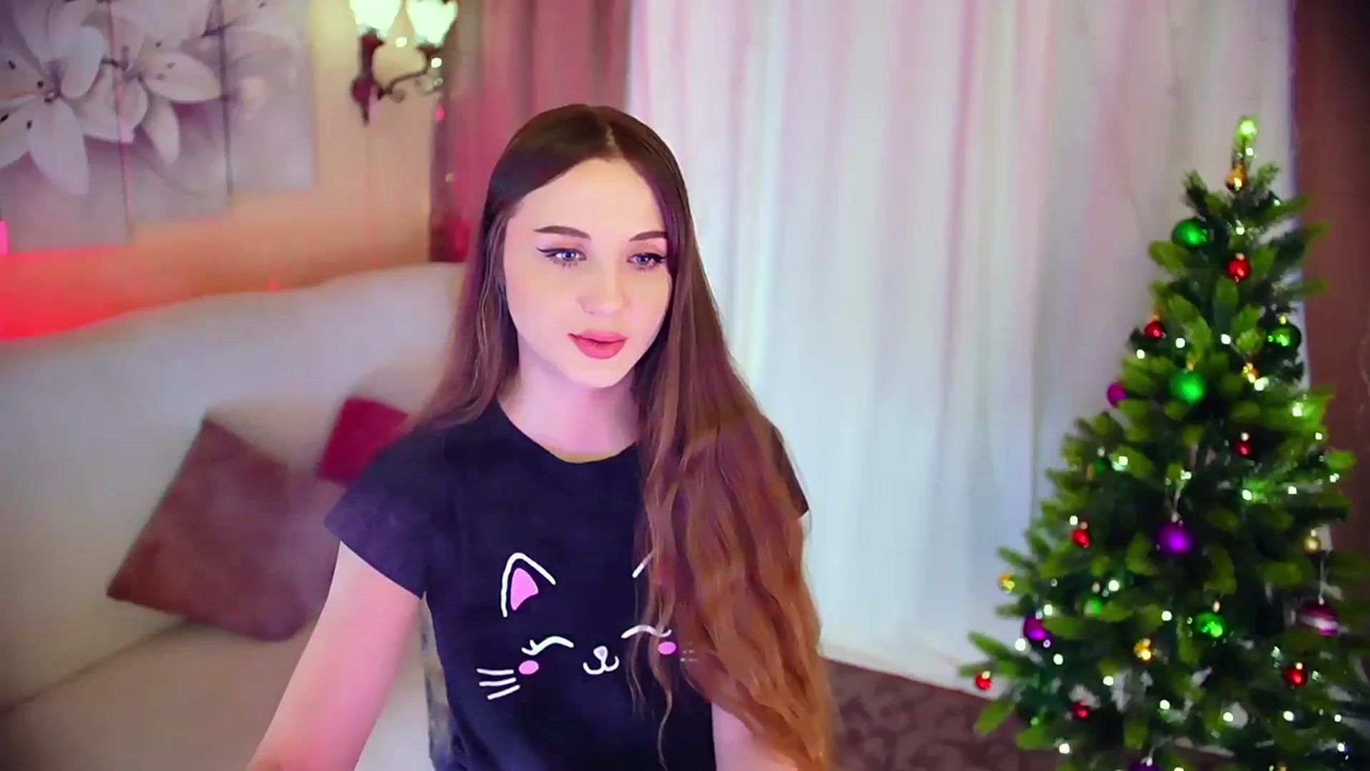 Gallery image thumbnail from Innocent_Soul's myfreecams stream on, 12/24/2023, 11:17 image 5 of 20
