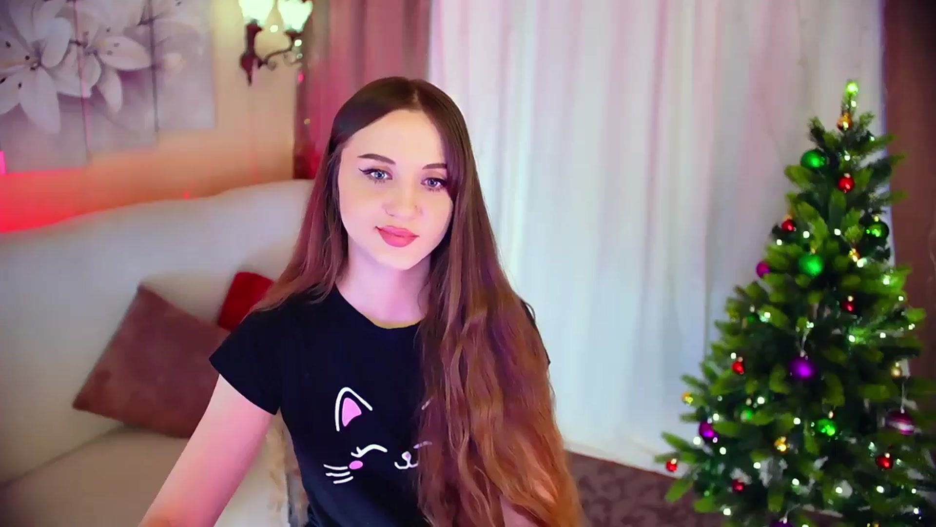 Gallery image thumbnail from Innocent_Soul's myfreecams stream on, 12/24/2023, 11:17 image 19 of 20
