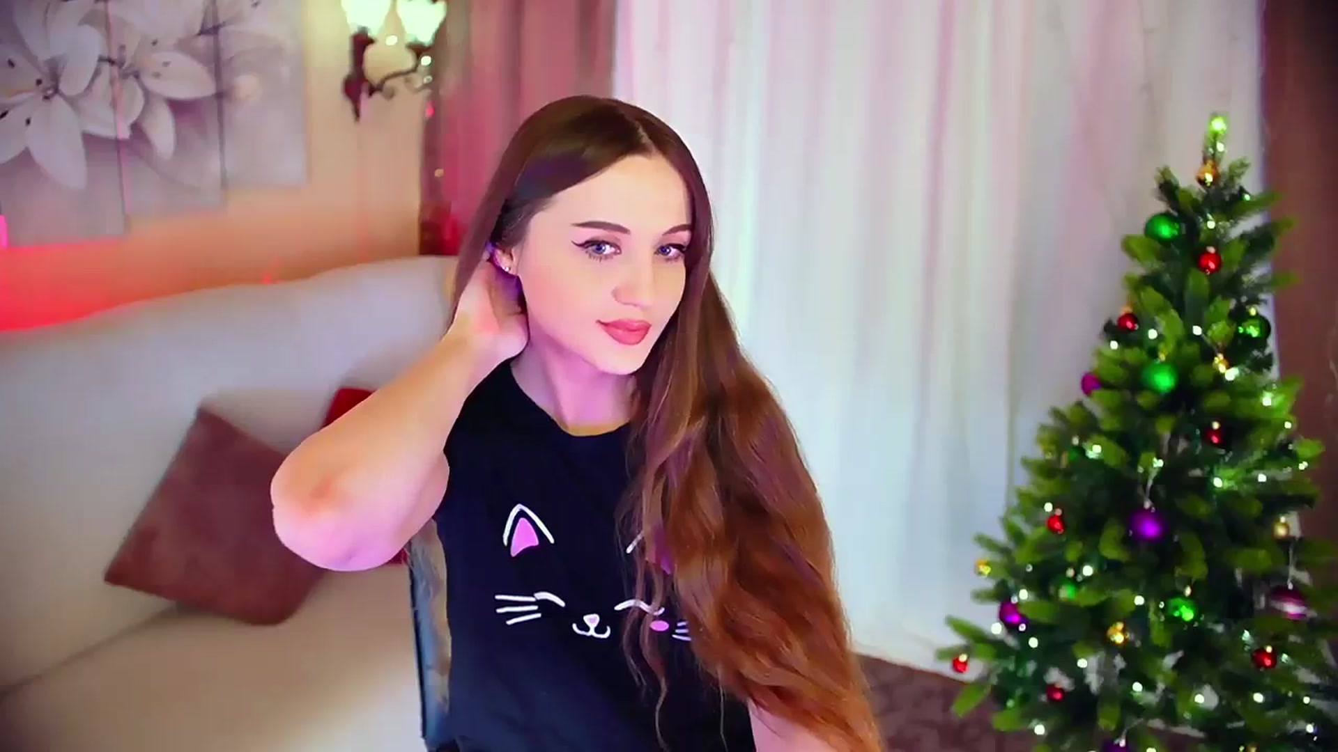 Gallery image thumbnail from Innocent_Soul's myfreecams stream on, 12/24/2023, 11:17 image 11 of 20