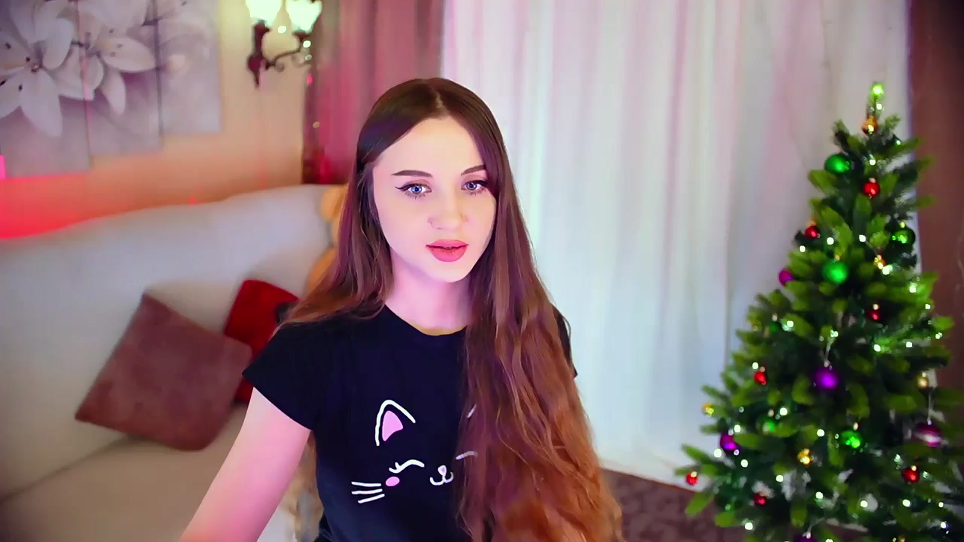 Gallery image thumbnail from Innocent_Soul's myfreecams stream on, 12/24/2023, 11:17 image 13 of 20